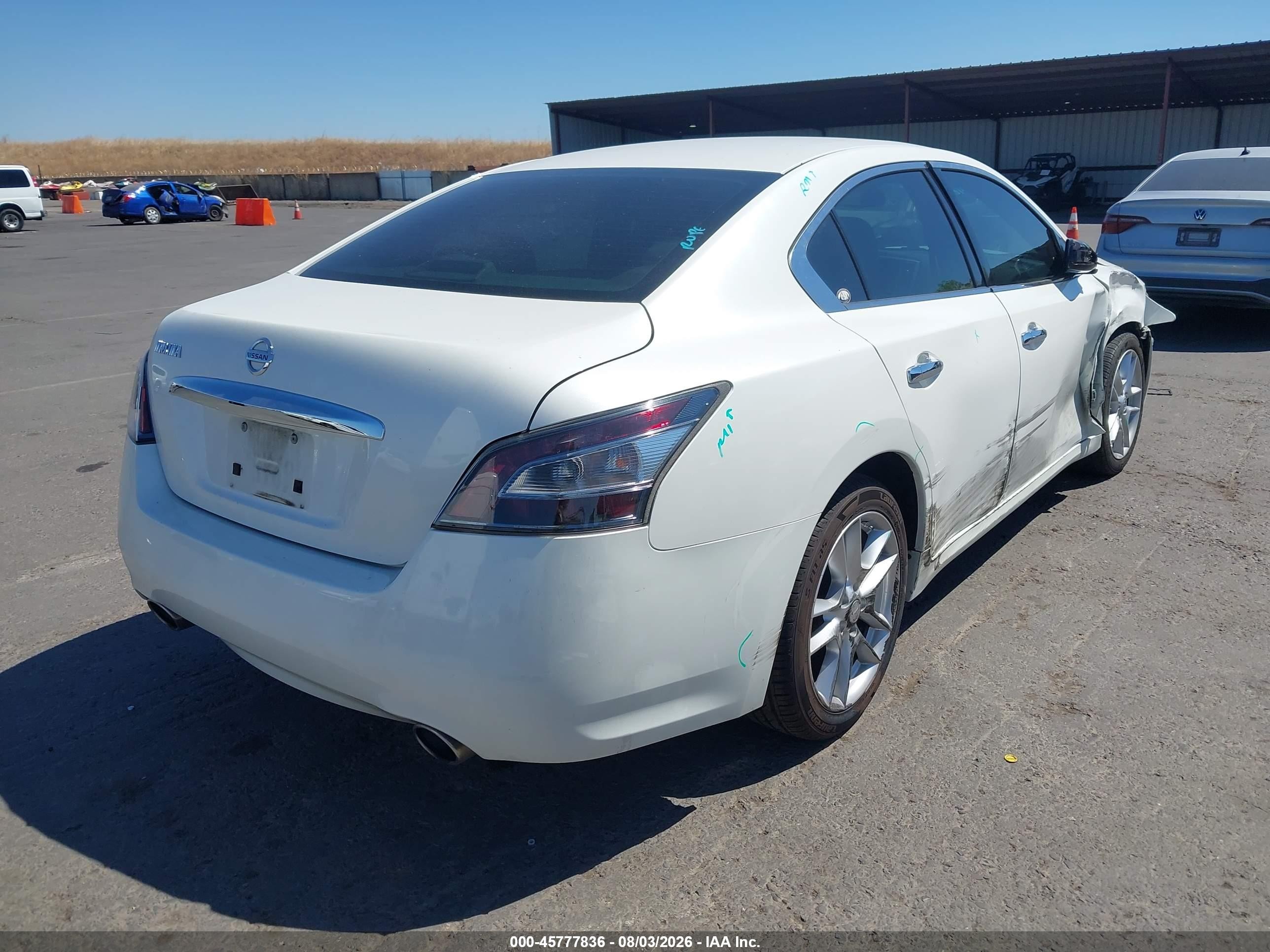 2013 Nissan Maxima 3.5 S White vin: 1N4AA5AP8DC824123