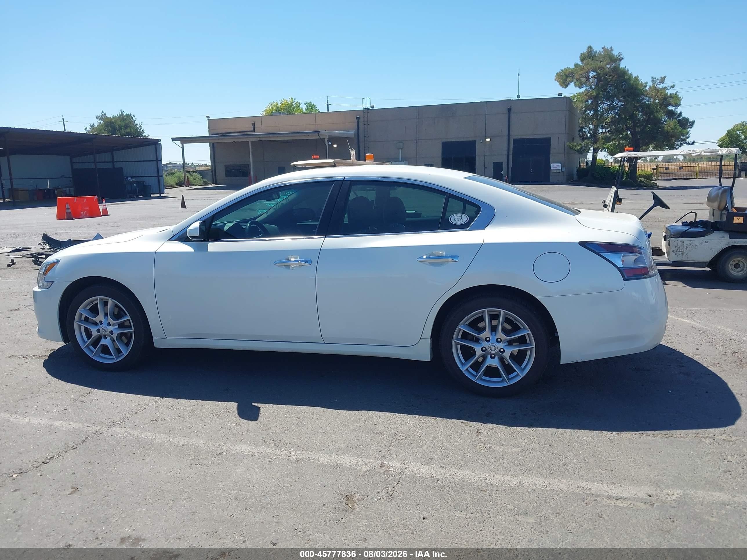 2013 Nissan Maxima 3.5 S White vin: 1N4AA5AP8DC824123