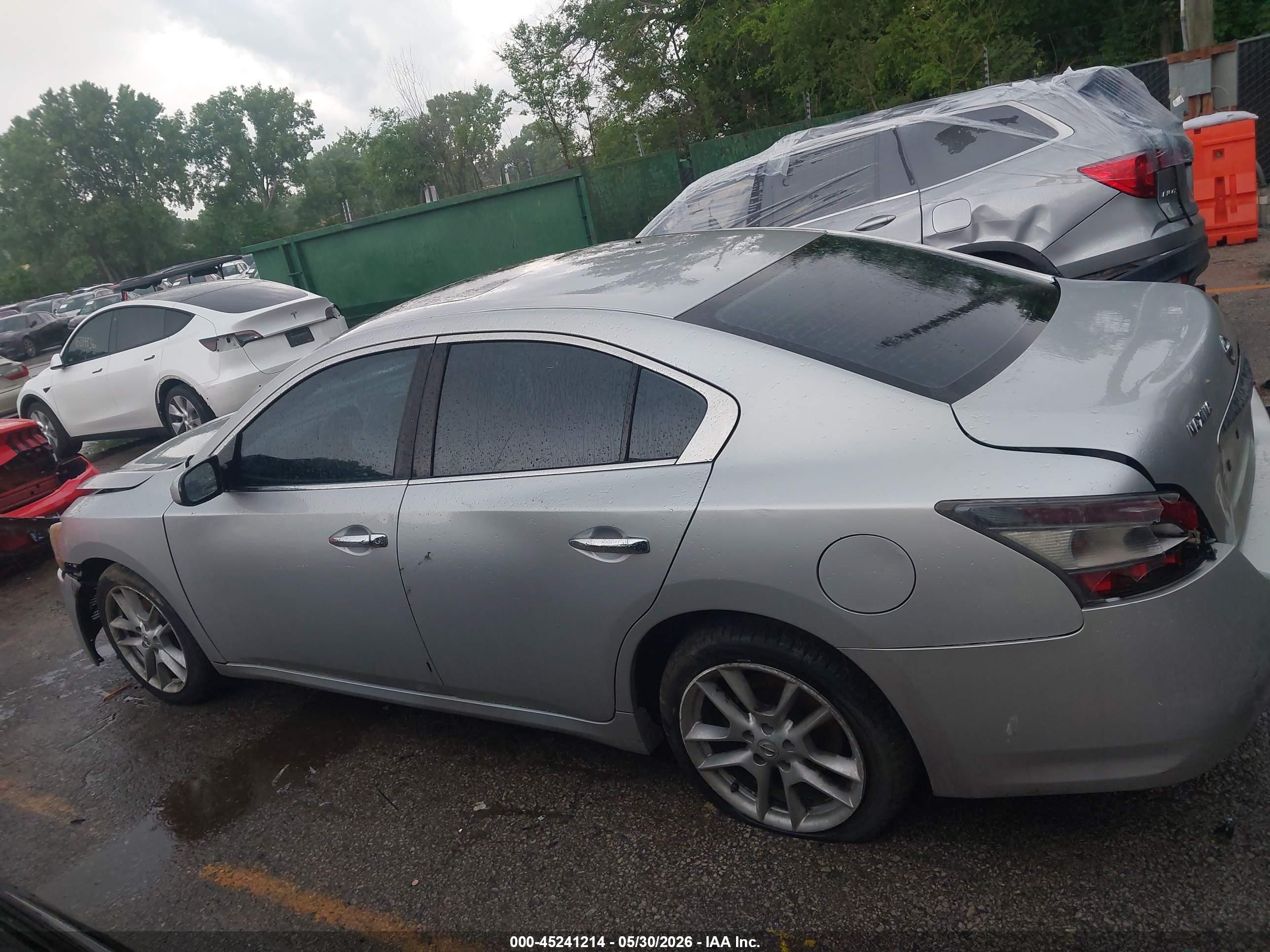 2013 Nissan Maxima 3.5 S Silver vin: 1N4AA5AP8DC839155