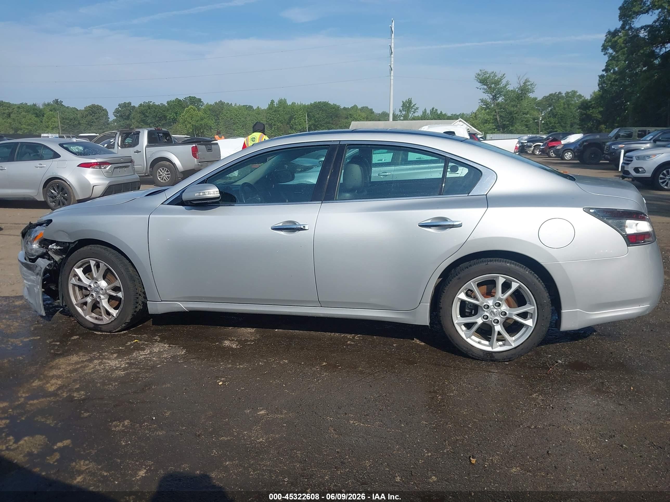 2014 Nissan Maxima 3.5 Sv Silver vin: 1N4AA5AP8EC448847