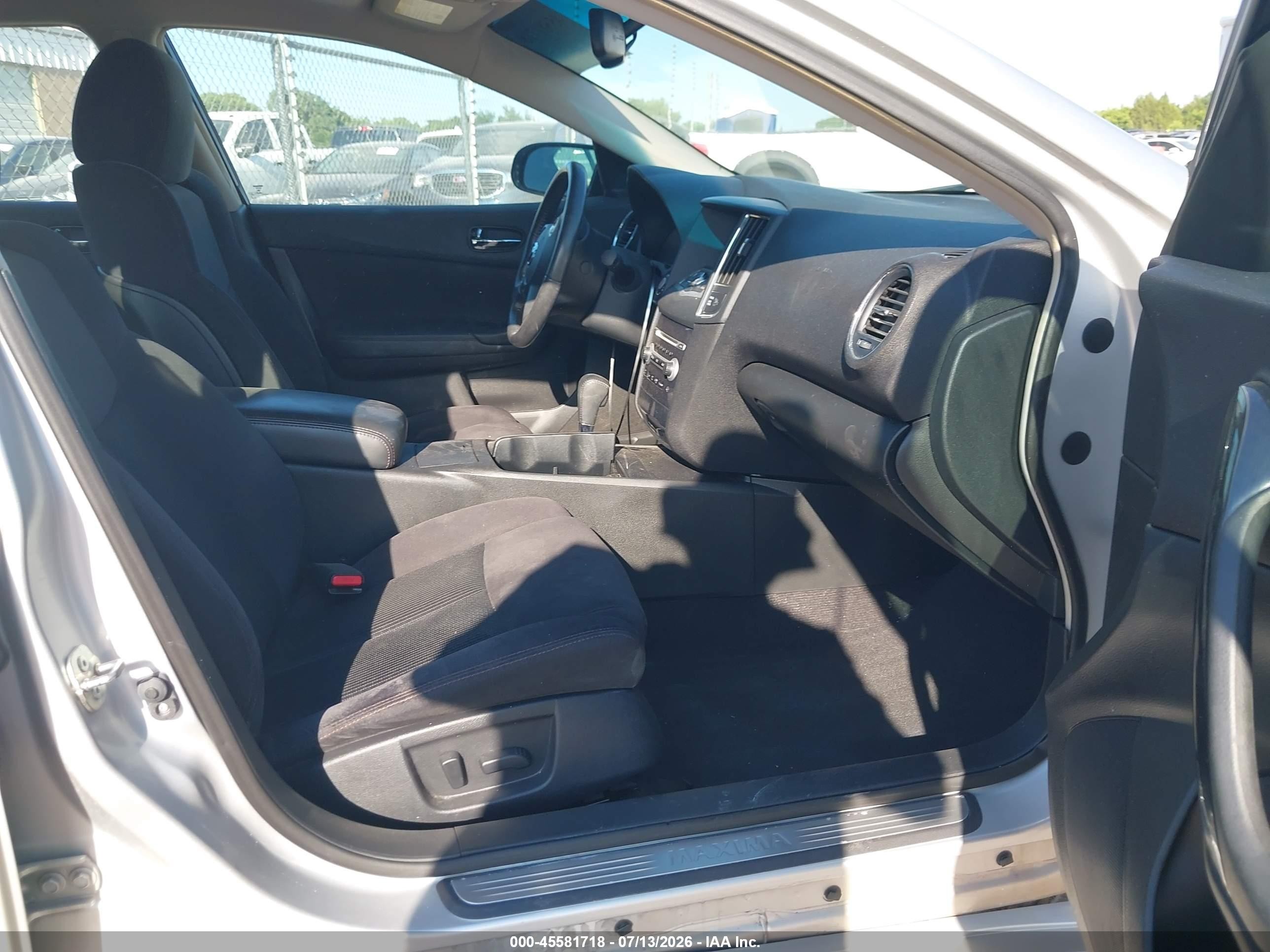 2014 Nissan Maxima 3.5 S/3.5 Sv Серебряный vin: 1N4AA5AP8EC486109