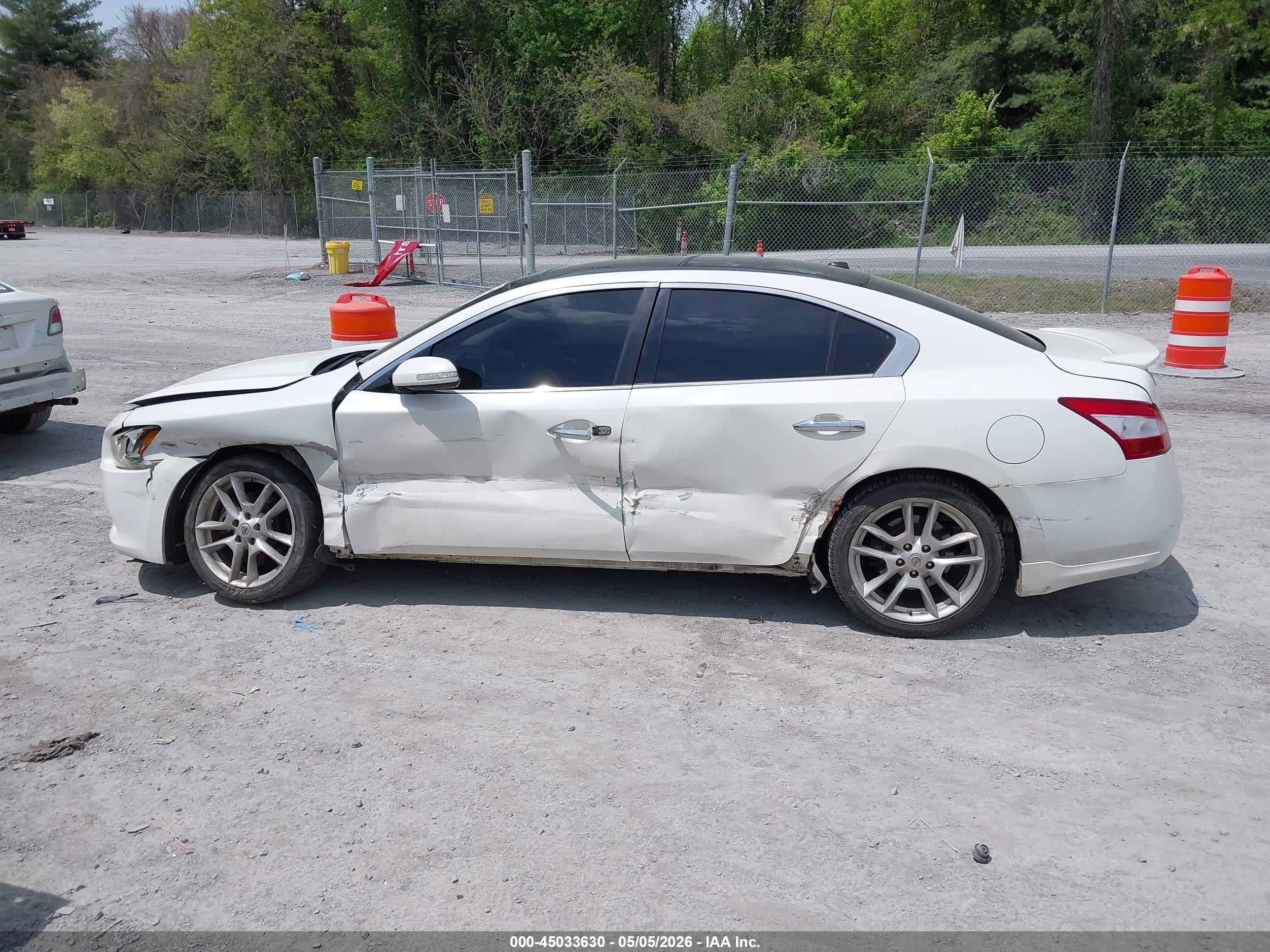 2011 Nissan Maxima 3.5 Sv White vin: 1N4AA5AP9BC862747