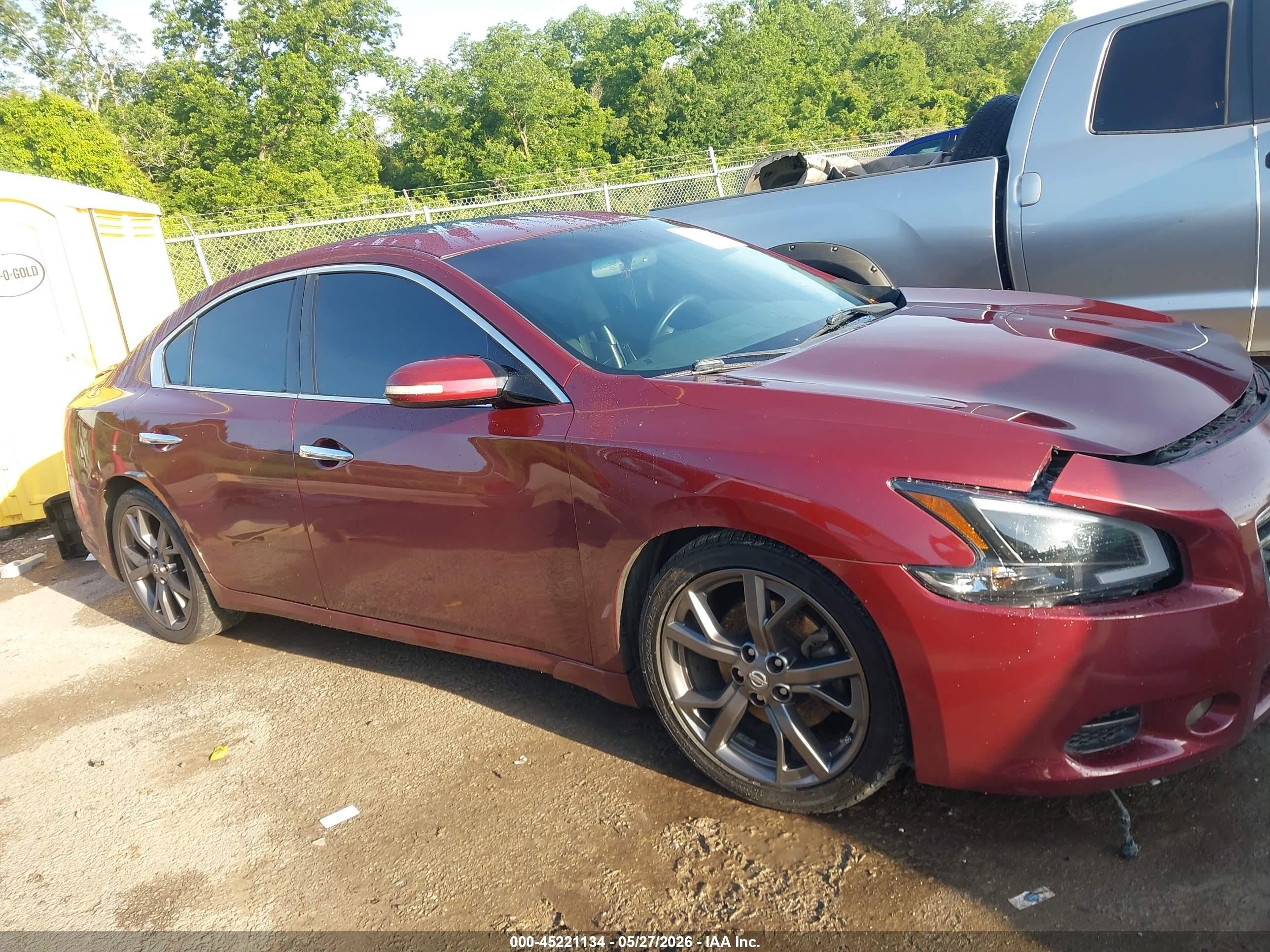 2013 Nissan Maxima 3.5 Sv Red vin: 1N4AA5AP9DC809873