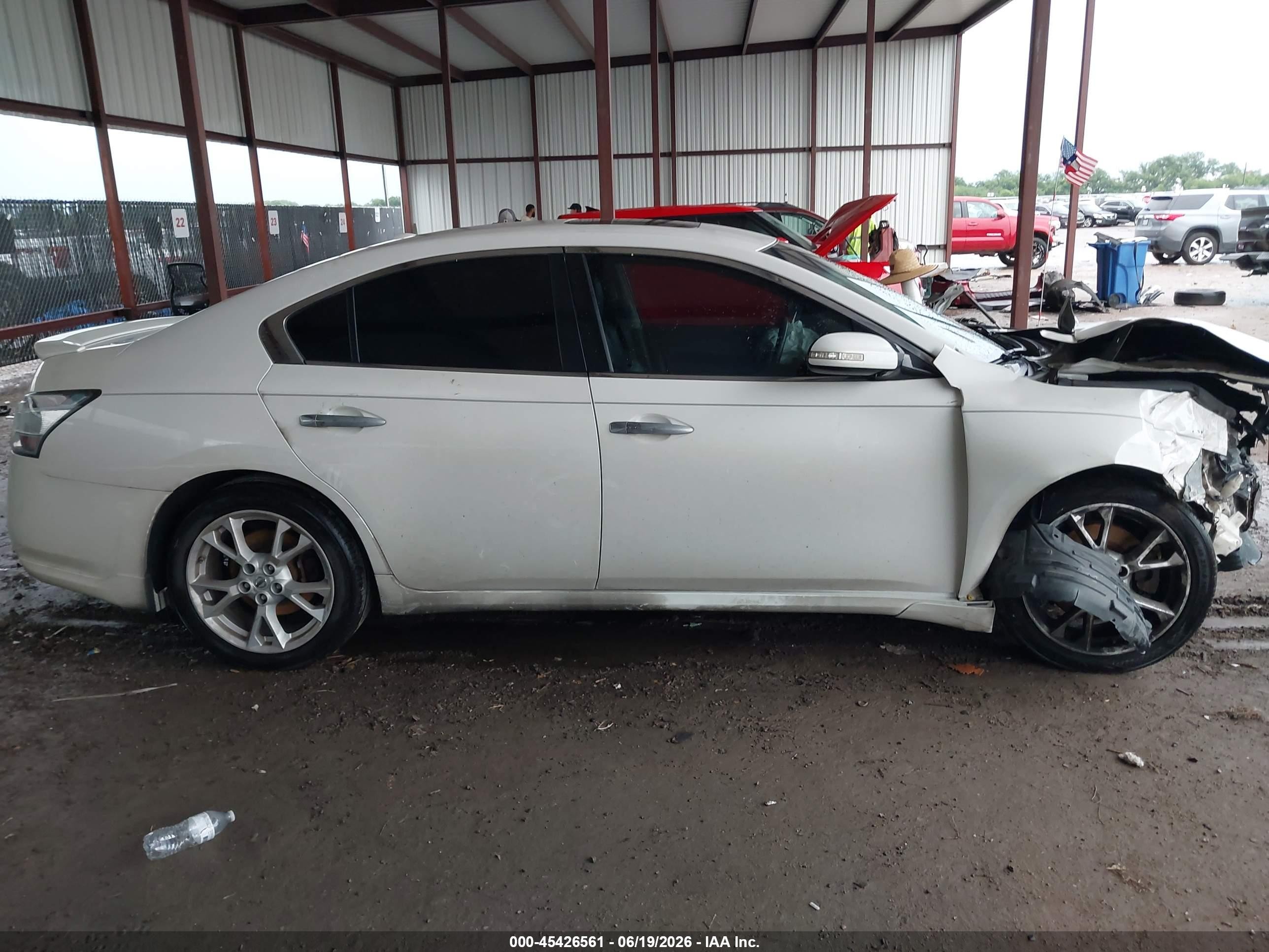2013 Nissan Maxima 3.5 Sv White vin: 1N4AA5AP9DC821926