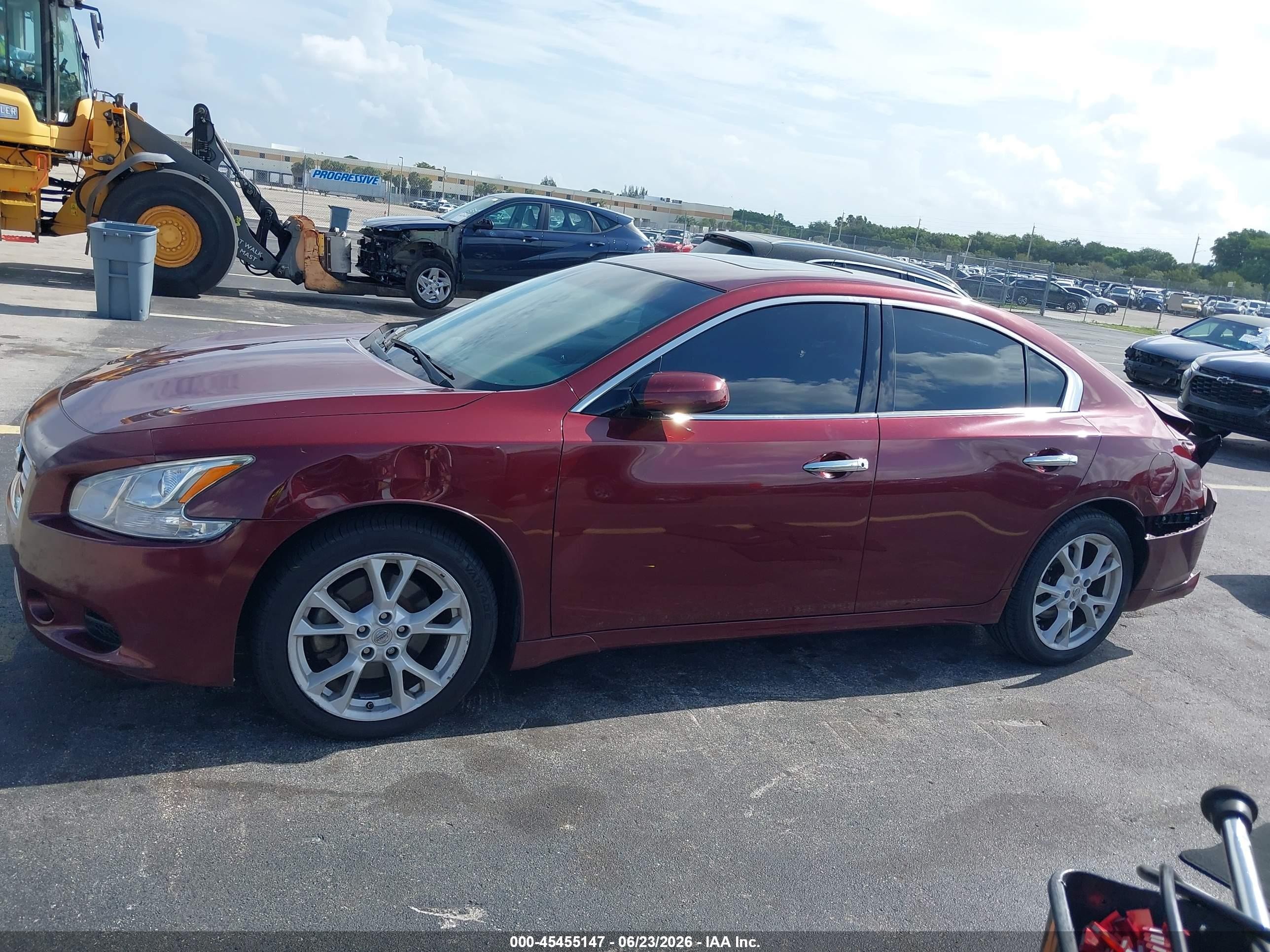 2013 Nissan Maxima 3.5 S Red vin: 1N4AA5AP9DC842338