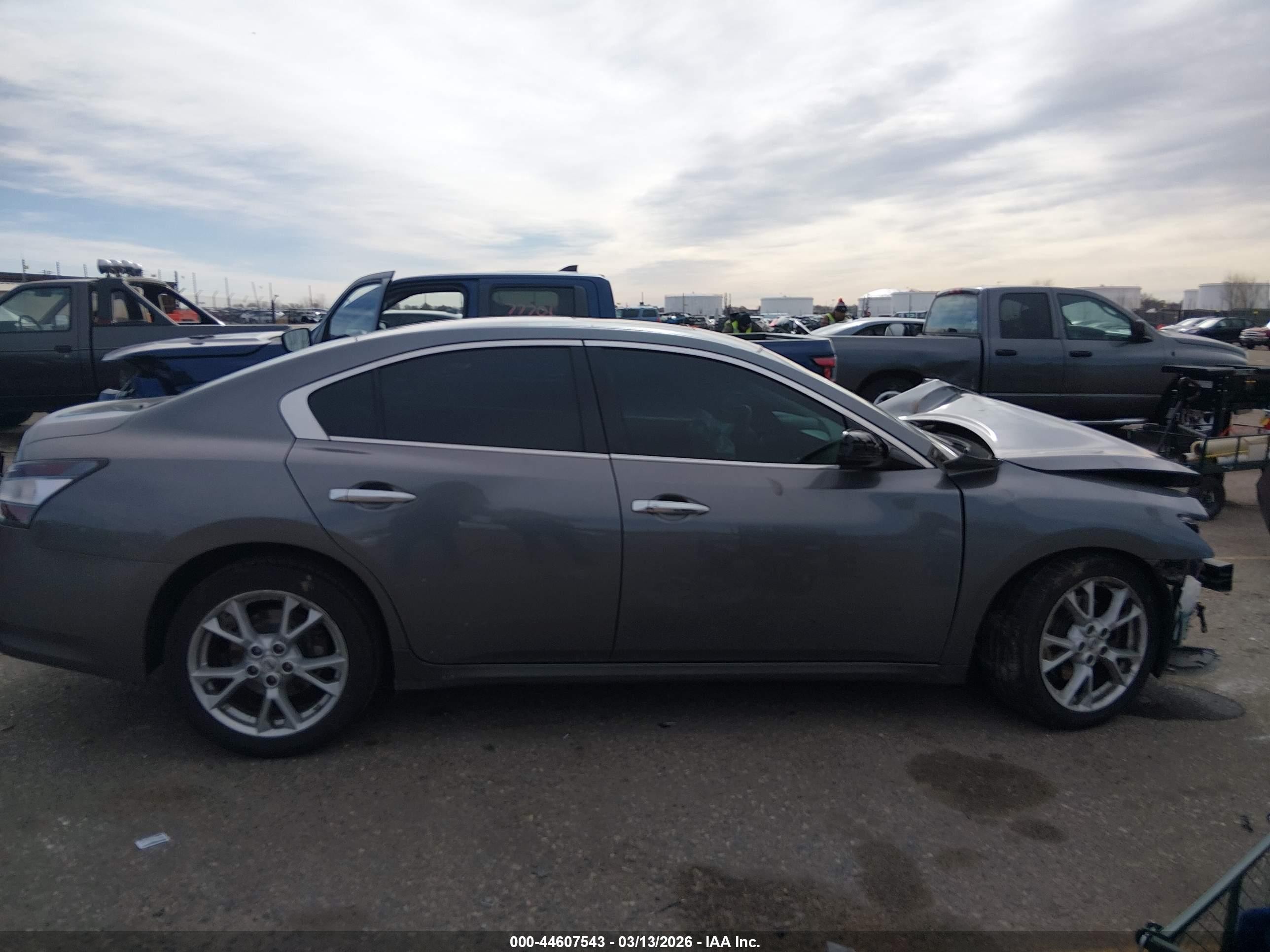 2014 Nissan Maxima 3.5 S Silver vin: 1N4AA5AP9EC905827