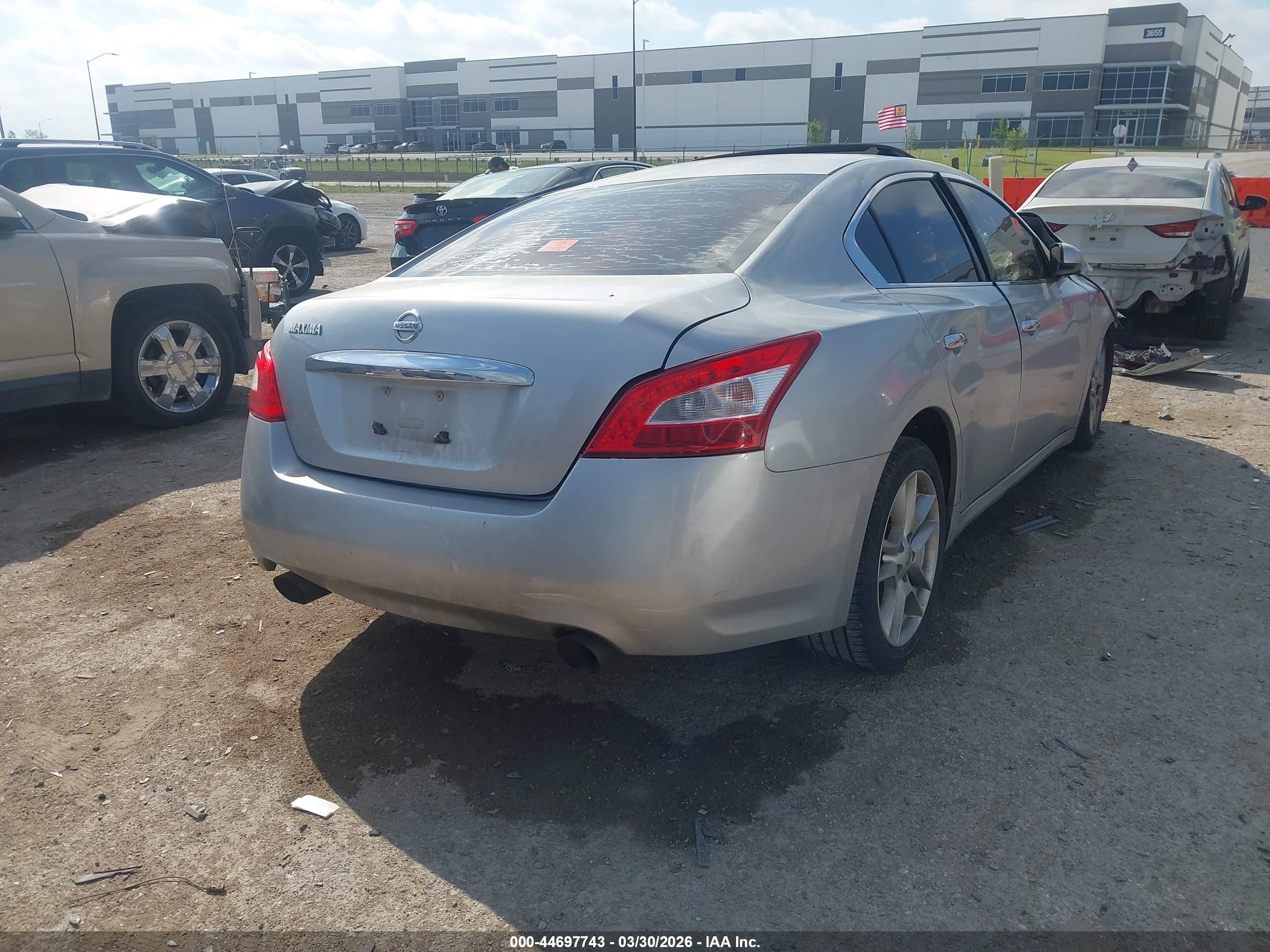 2010 Nissan Maxima 3.5 S Silver vin: 1N4AA5APXAC802748