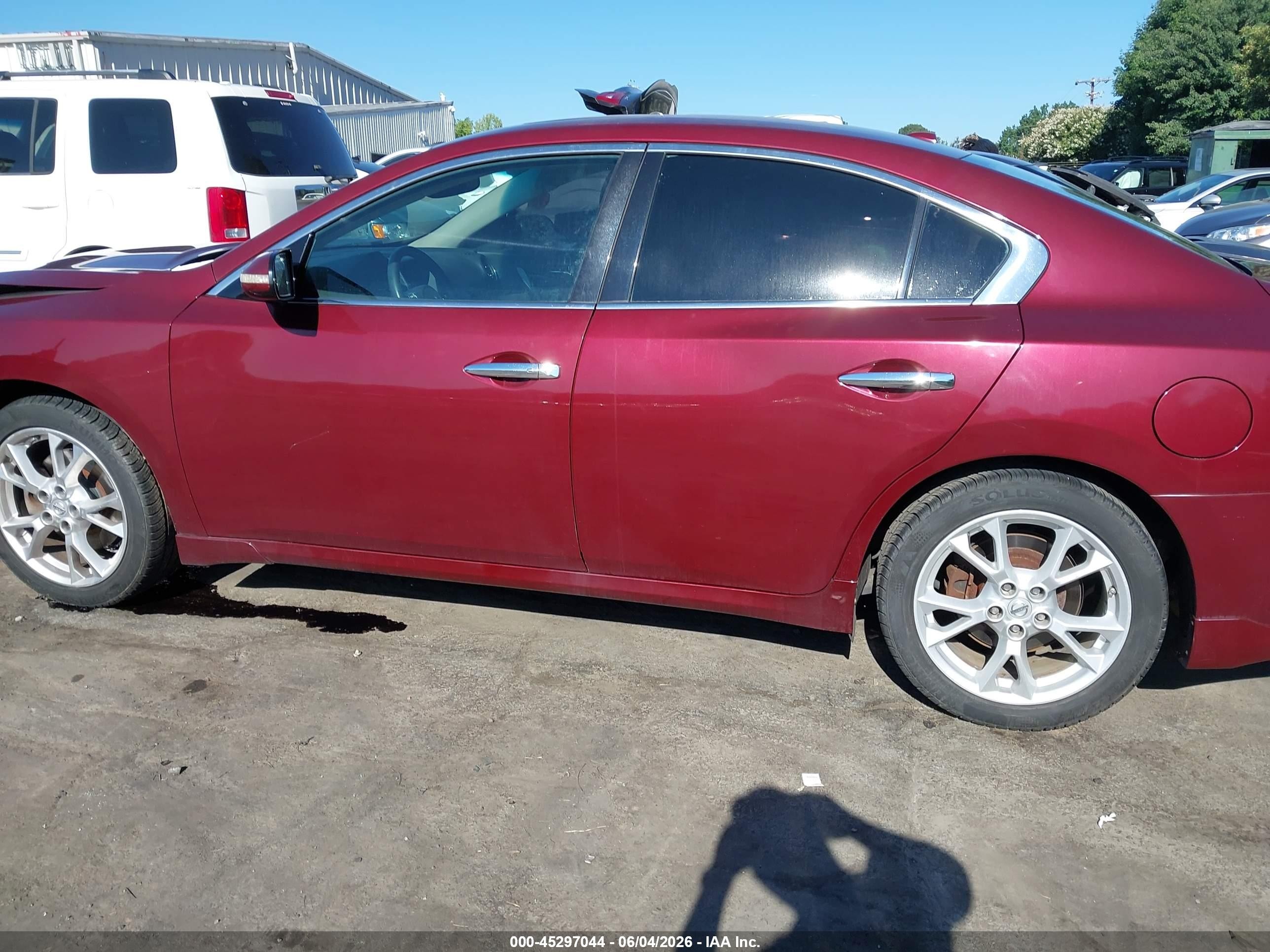 2013 Nissan Maxima 3.5 Sv Burgundy vin: 1N4AA5APXDC818114