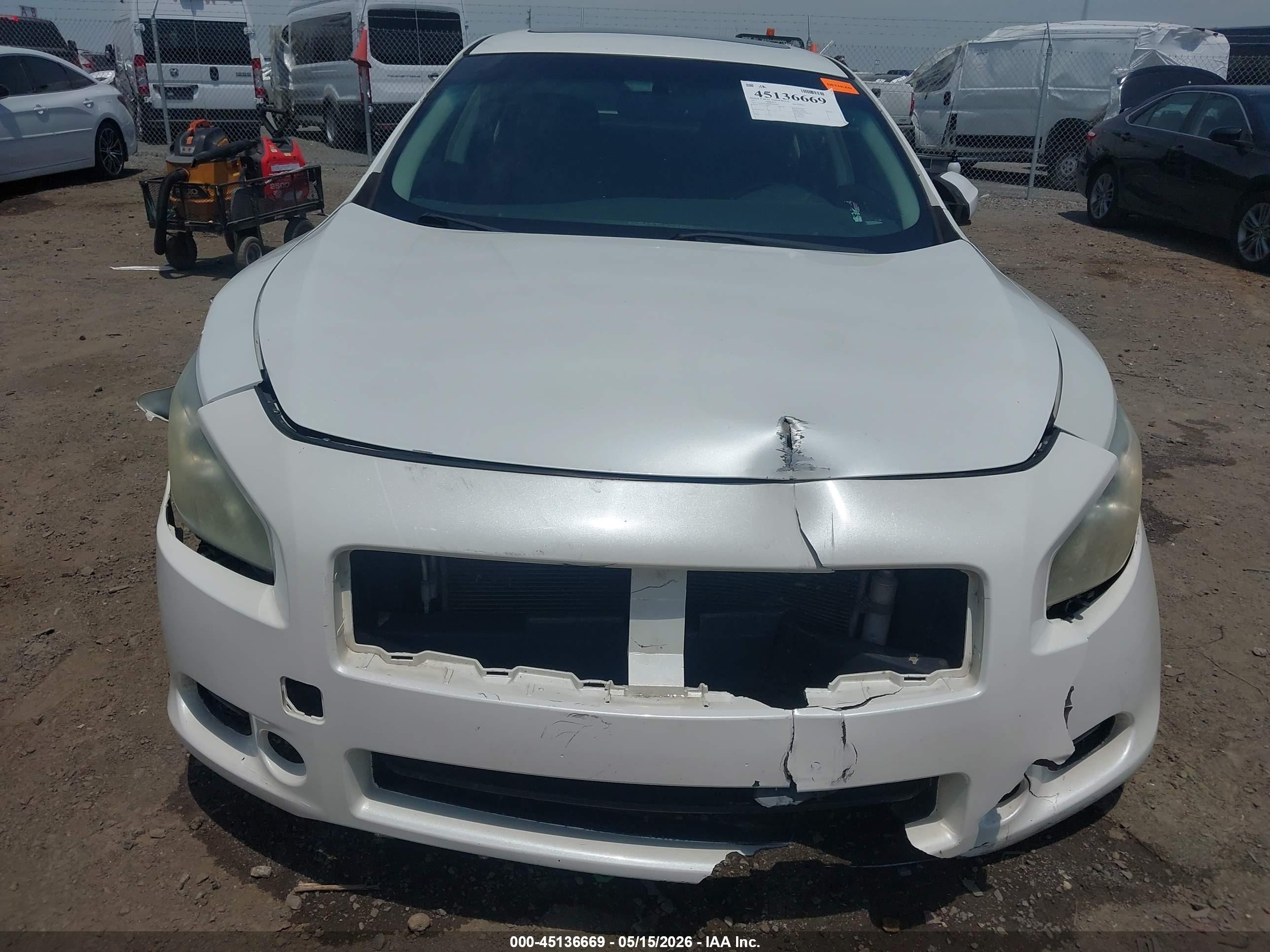 2013 Nissan Maxima 3.5 Sv White vin: 1N4AA5APXDC827881