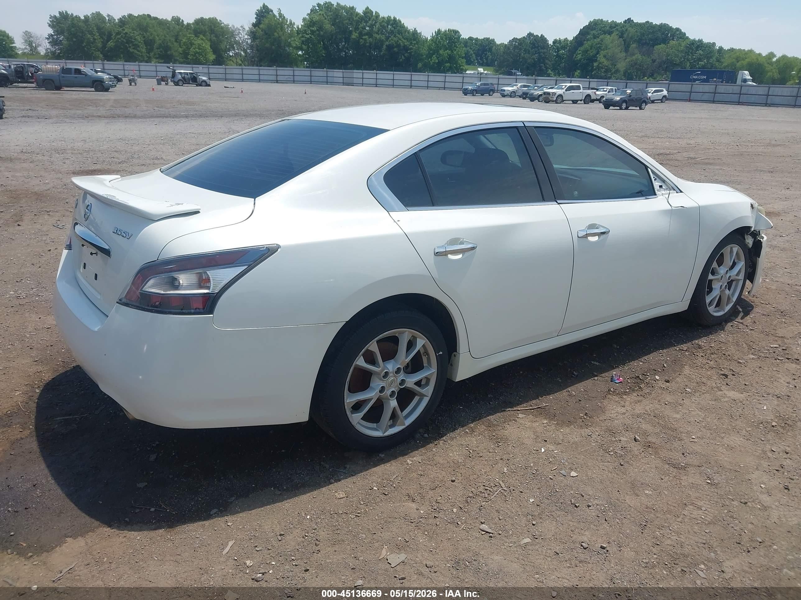 2013 Nissan Maxima 3.5 Sv White vin: 1N4AA5APXDC827881