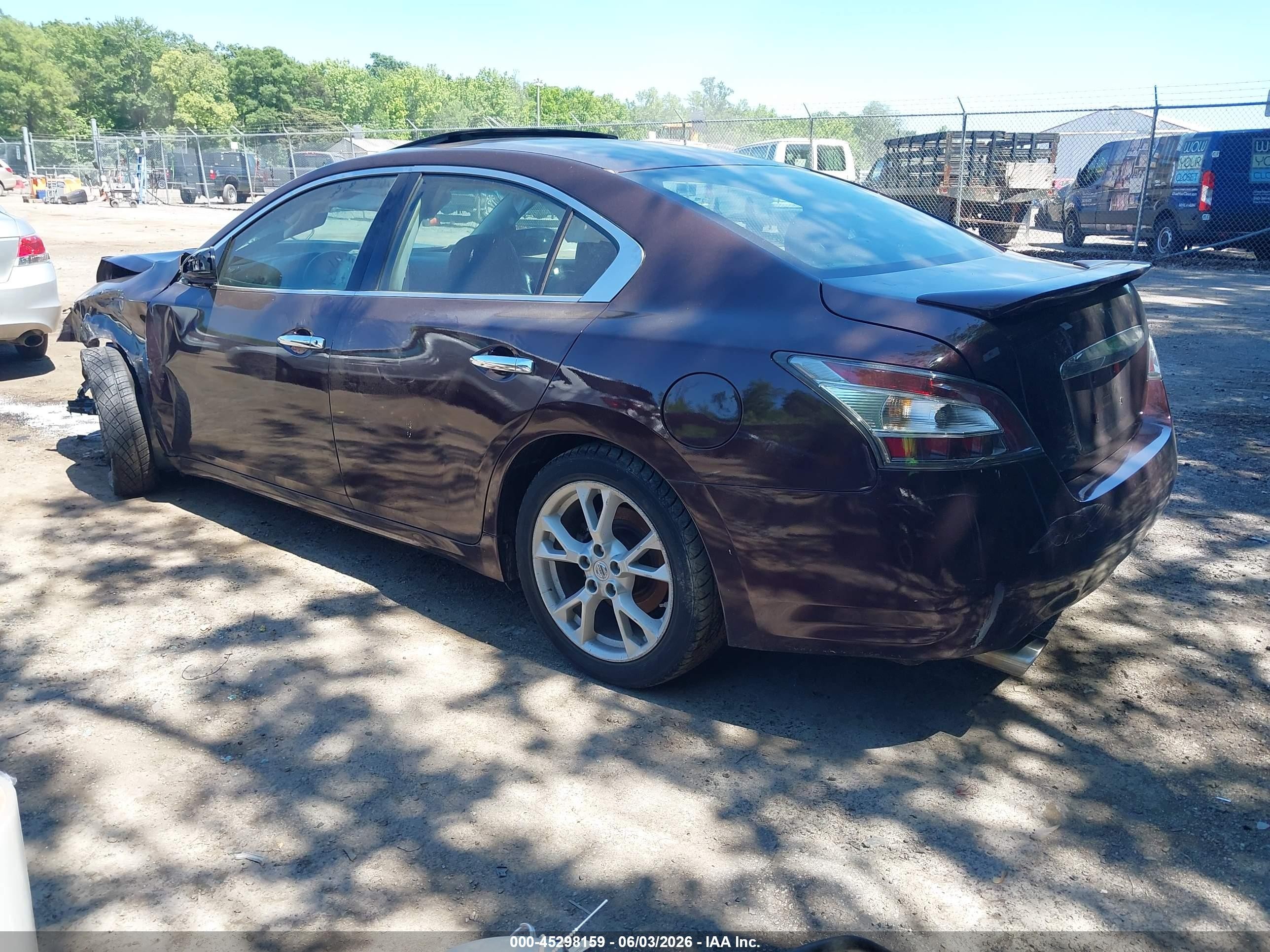 2014 Nissan Maxima 3.5 S Burgundy vin: 1N4AA5APXEC906582