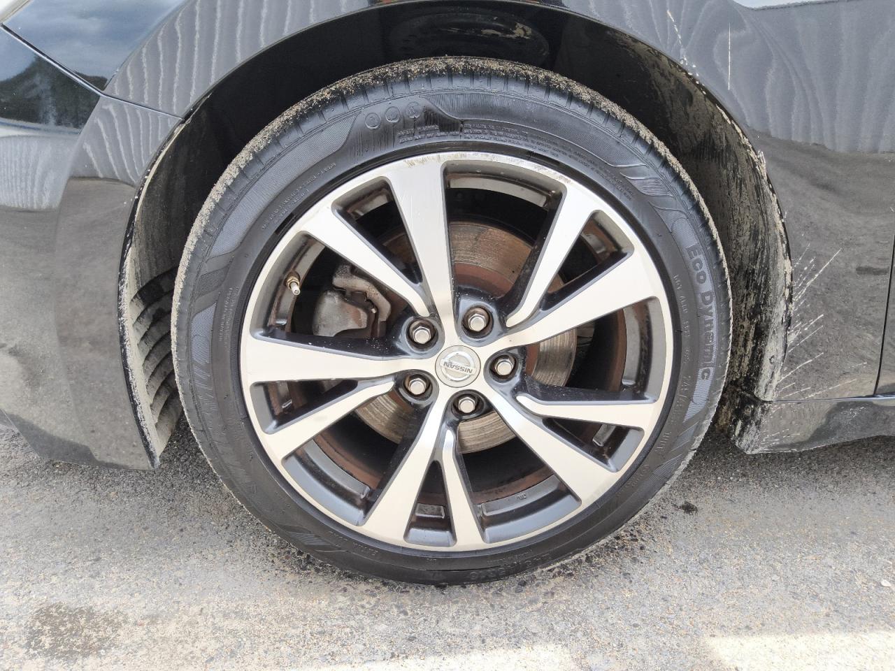 2017 Nissan Maxima 3.5 Sv Черный vin: 1N4AA6AP0HC364189 Damage: Left Front Wheel, Curb Rash, > 12 Inches