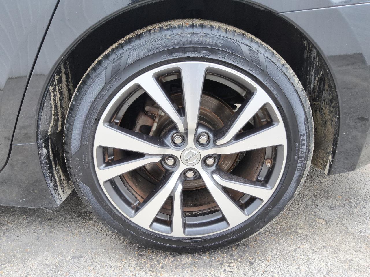 2017 Nissan Maxima 3.5 Sv Черный vin: 1N4AA6AP0HC364189 Damage: Left Rear Wheel, Curb Rash, 7 To 8 Inches
