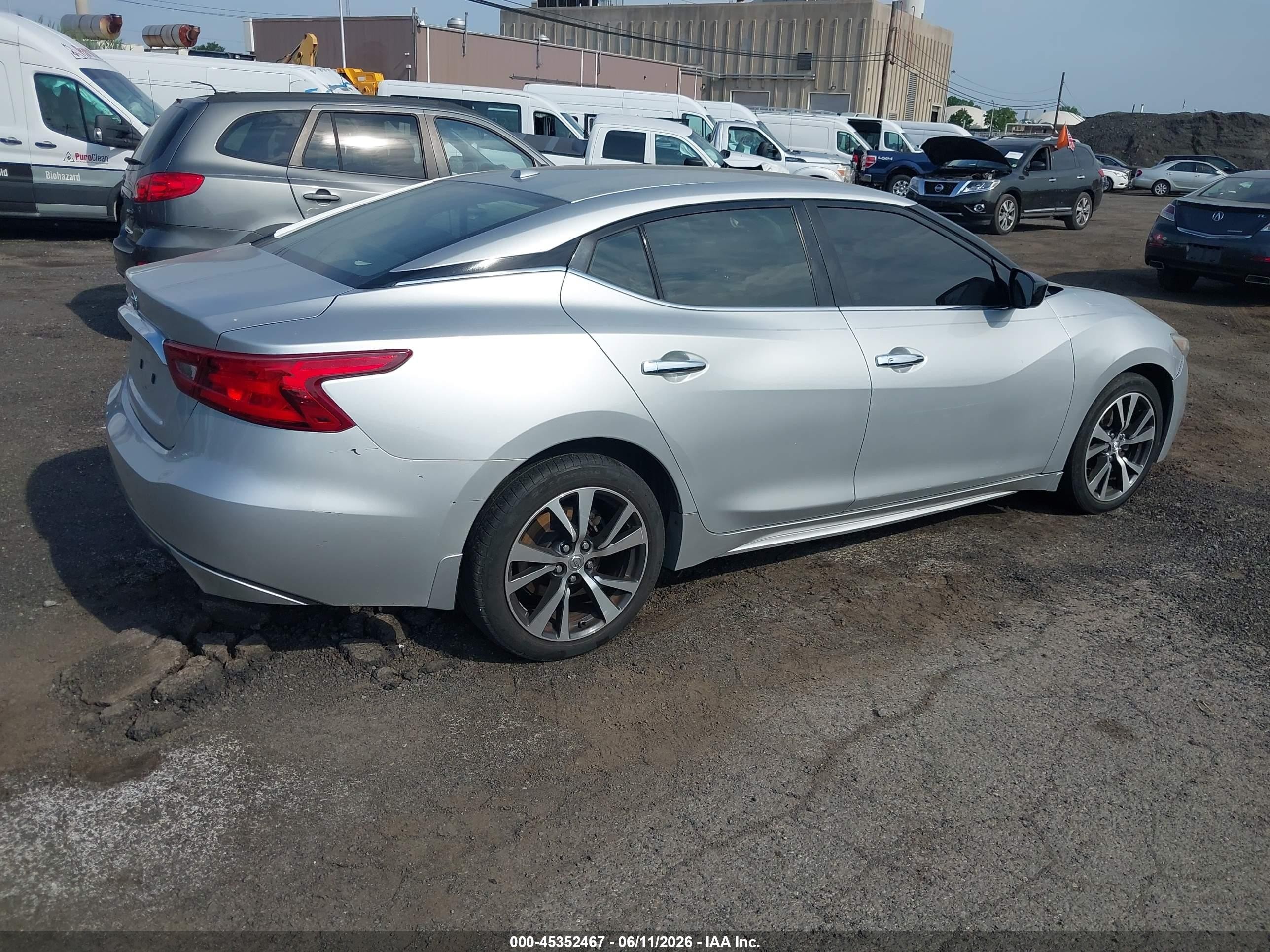 2016 Nissan Maxima 3.5 S Silver vin: 1N4AA6AP1GC379010