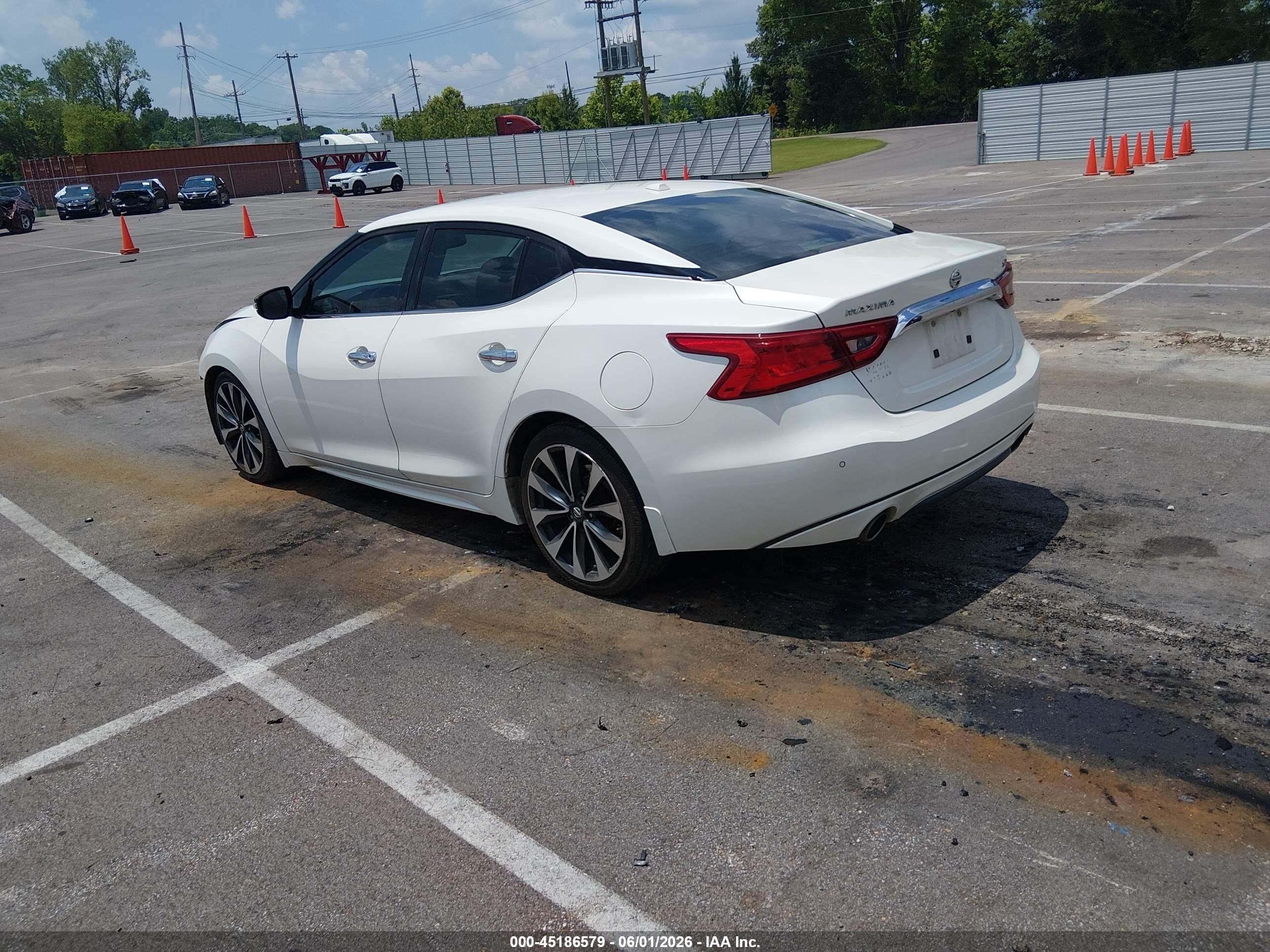 2016 Nissan Maxima 3.5 Sr White vin: 1N4AA6AP3GC377436