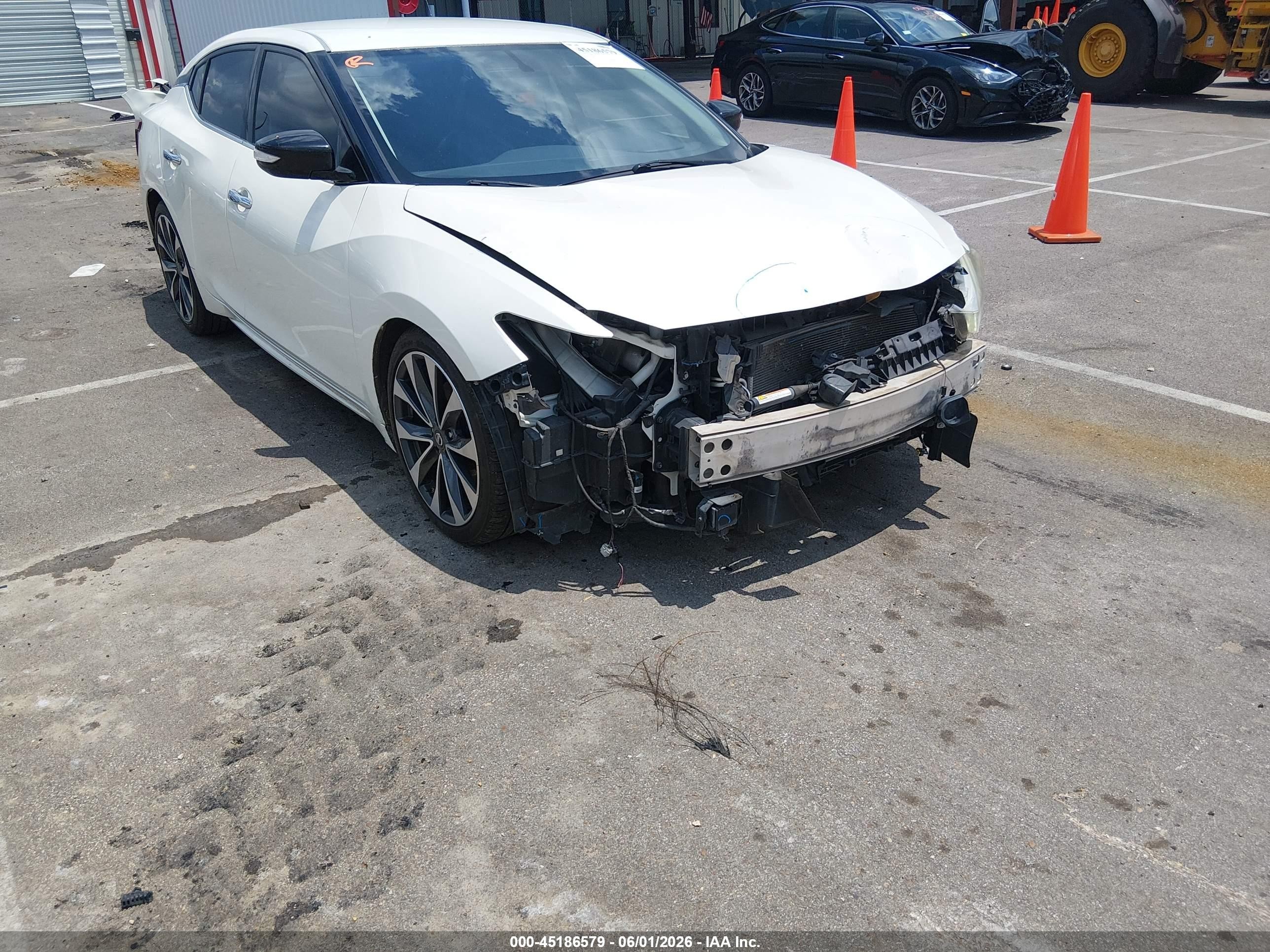 2016 Nissan Maxima 3.5 Sr White vin: 1N4AA6AP3GC377436