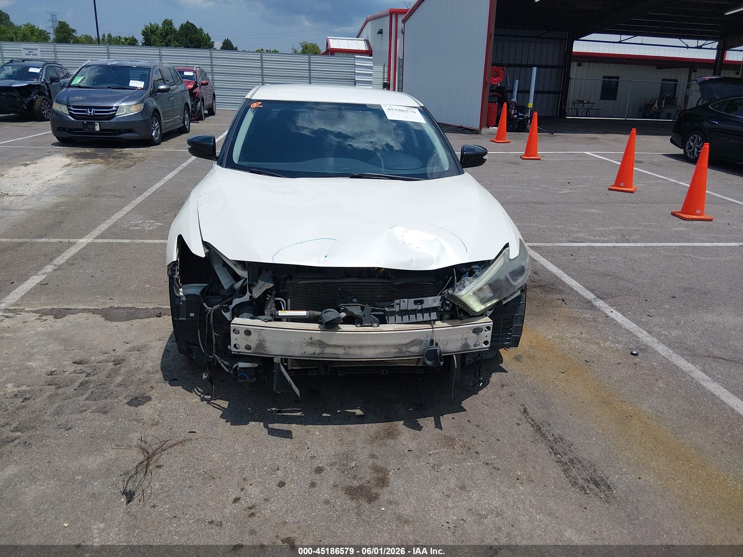 2016 Nissan Maxima 3.5 Sr White vin: 1N4AA6AP3GC377436