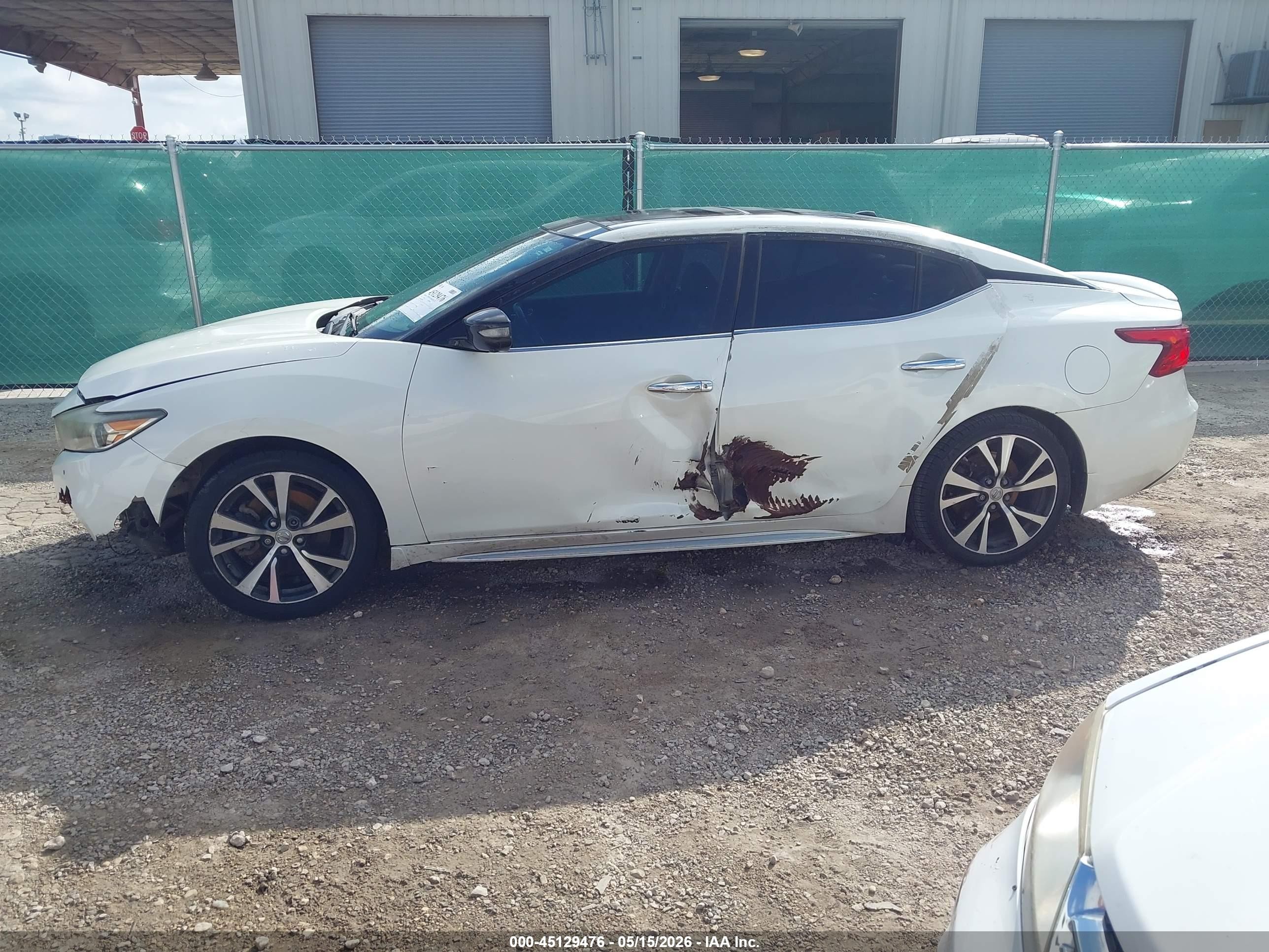 2016 Nissan Maxima 3.5 Platinum White vin: 1N4AA6AP3GC904083