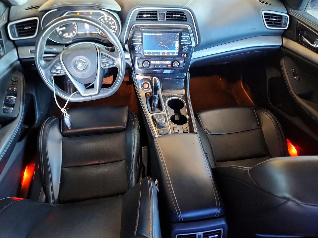 2017 Nissan Maxima 3.5 Sv Silver vin: 1N4AA6AP3HC445770