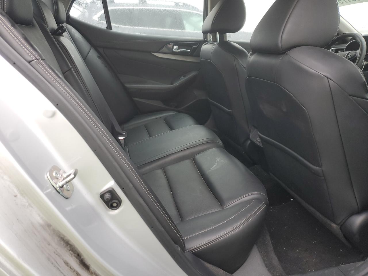 2018 Nissan Maxima 3.5s Silver vin: 1N4AA6AP3JC365763