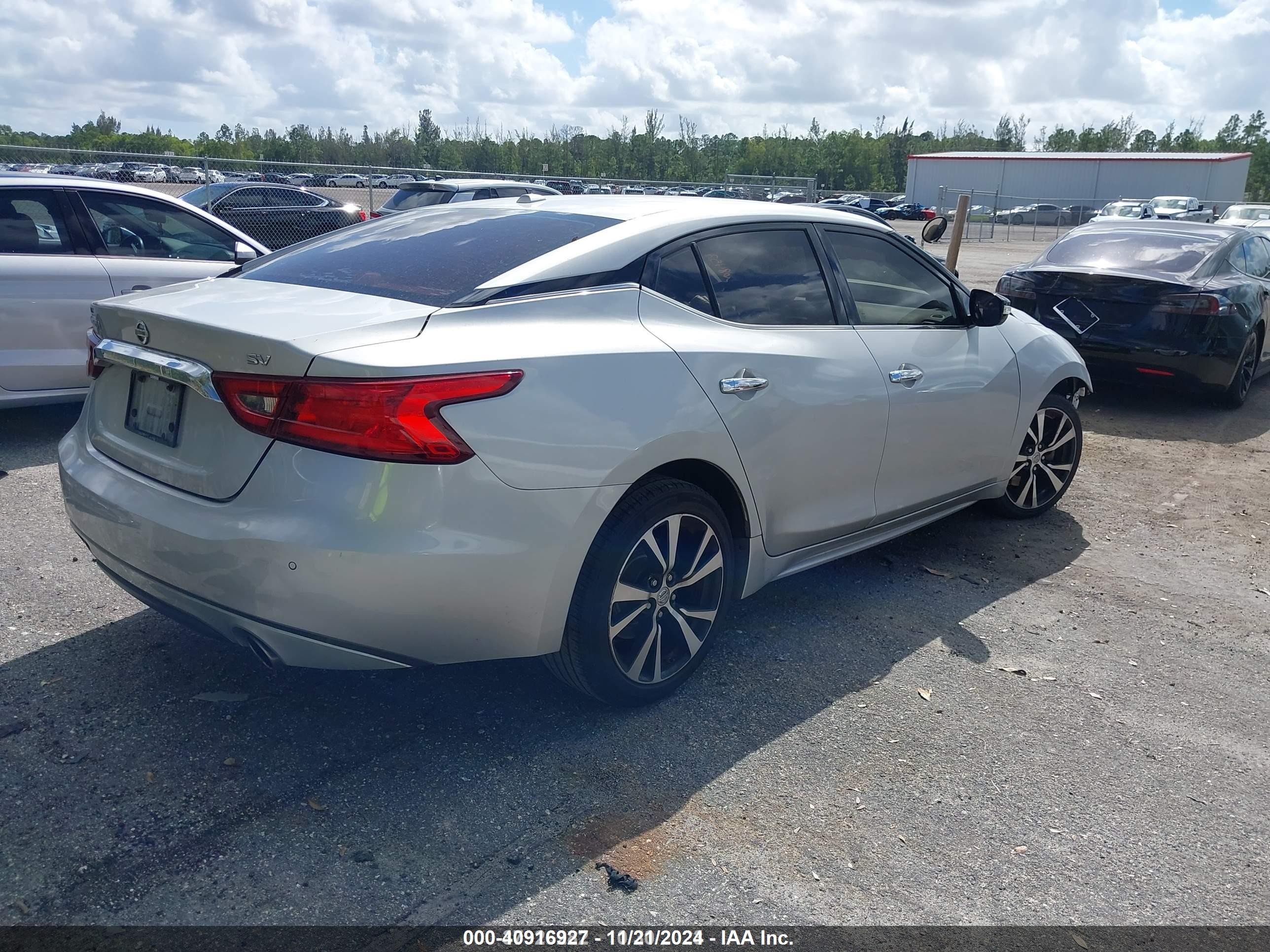2018 Nissan Maxima 3.5 Sv Silver vin: 1N4AA6AP3JC368453