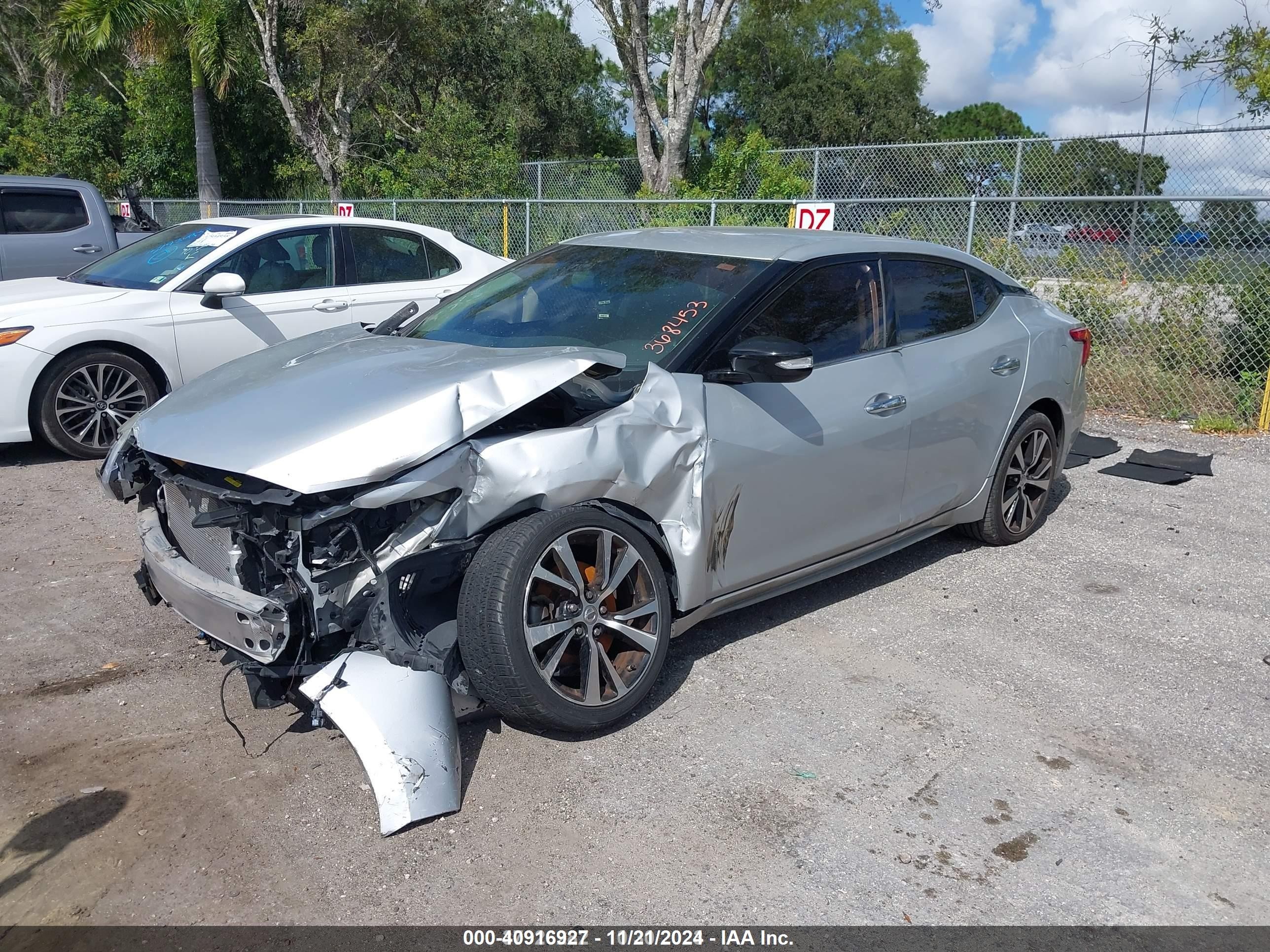 2018 Nissan Maxima 3.5 Sv Silver vin: 1N4AA6AP3JC368453
