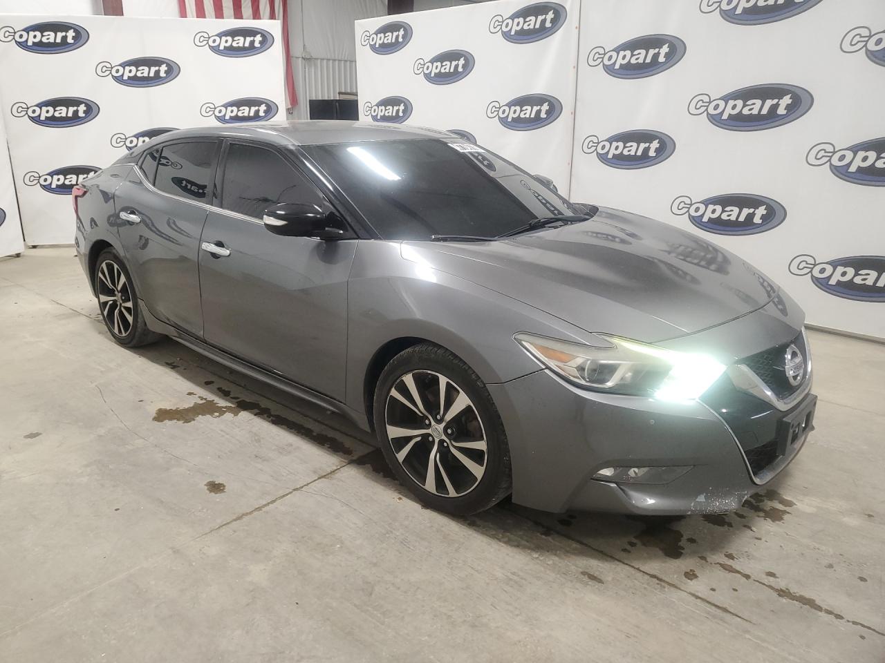 2018 Nissan Maxima 3.5 Sv Gray vin: 1N4AA6AP4JC363097 Damage: Front Bumper, Peeling, > 12 Inches