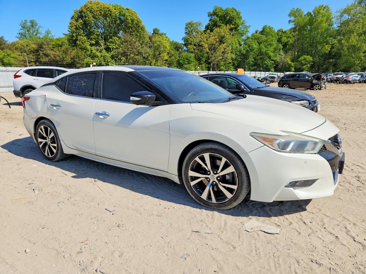 2016 Nissan Maxima Platinum White vin: 1N4AA6AP5GC385795