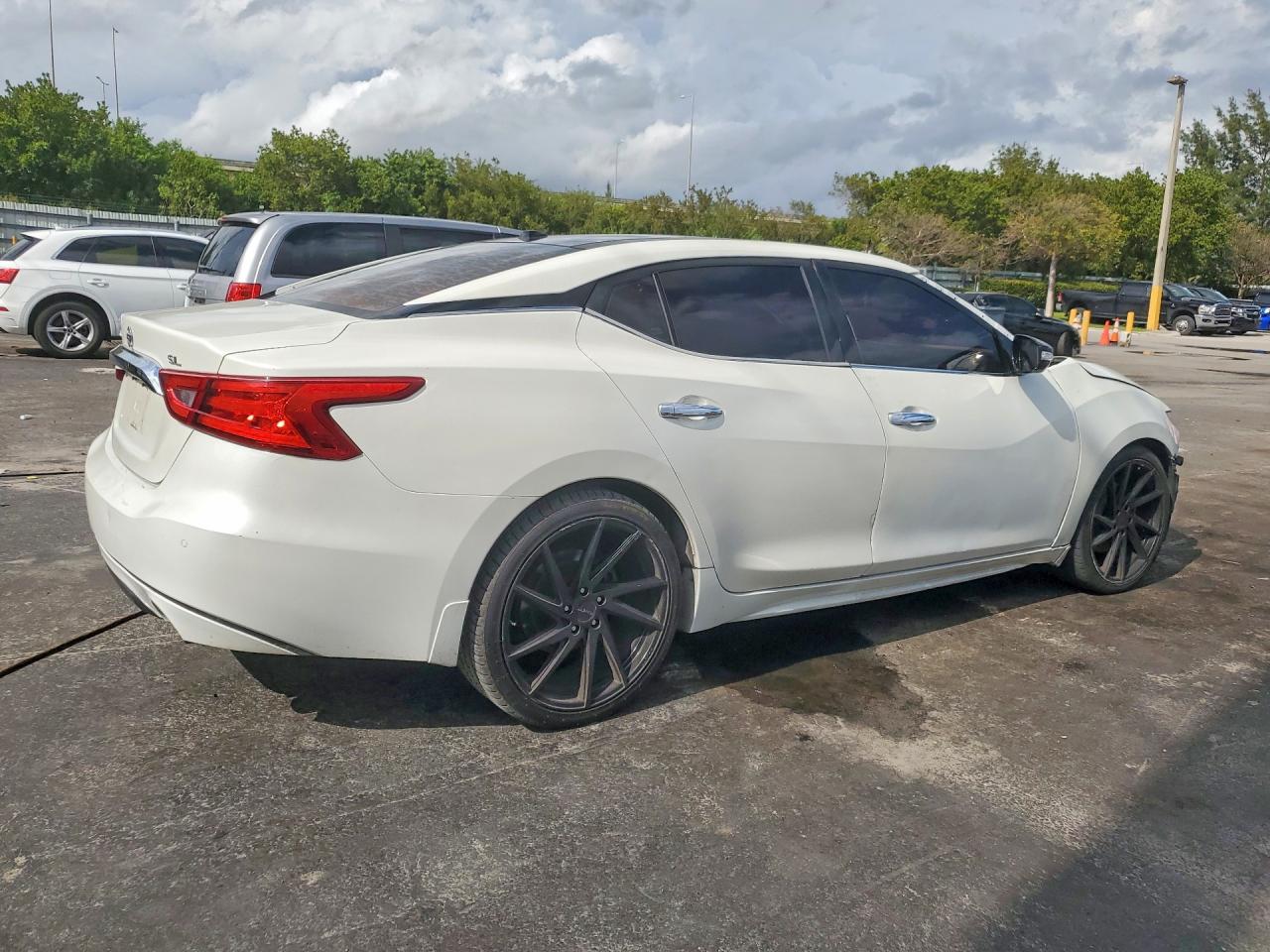 2018 Nissan Maxima 3.5 Sl White vin: 1N4AA6AP5JC401744
