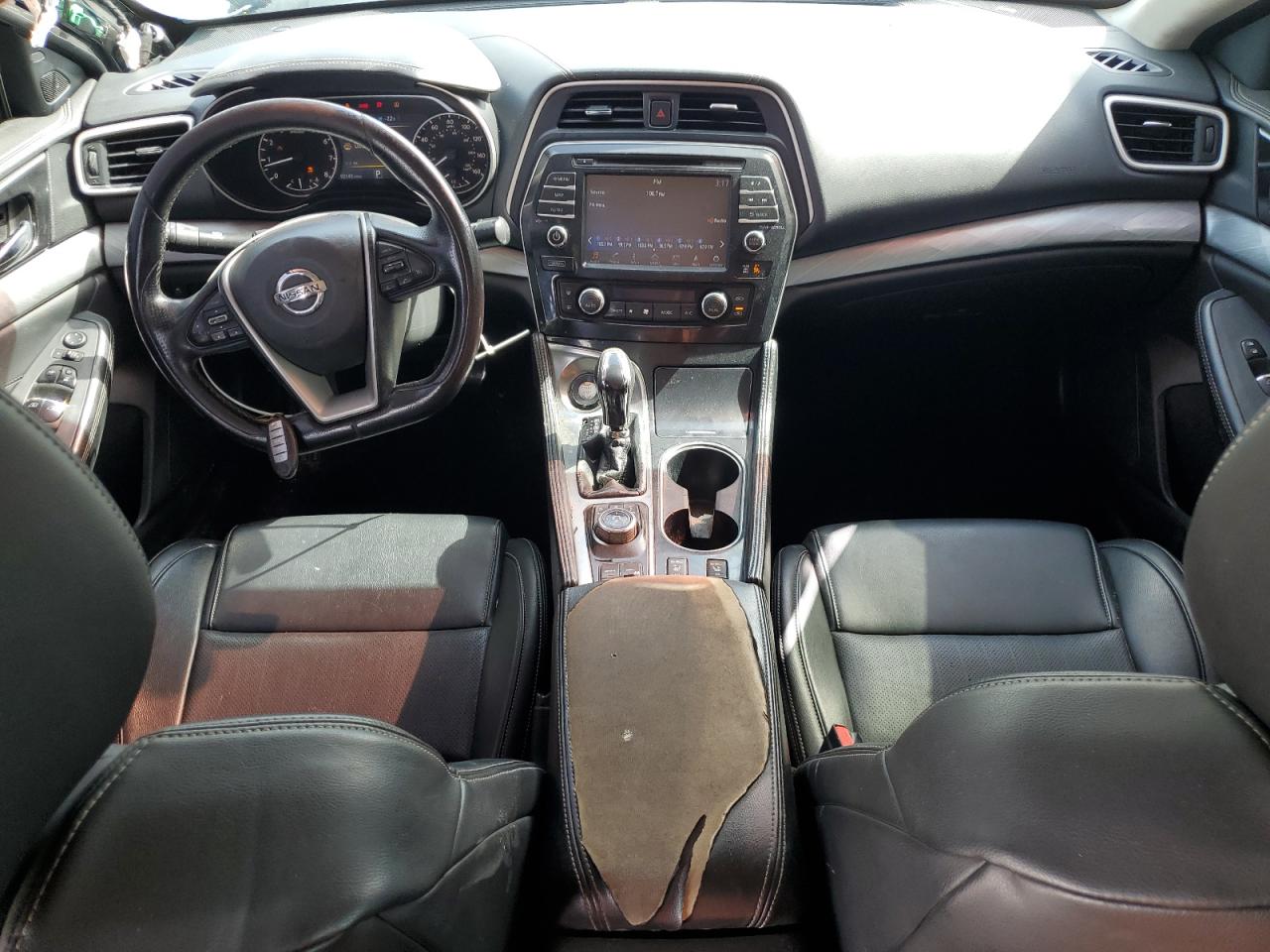 2018 Nissan Maxima 3.5 Sv Black vin: 1N4AA6AP6JC370424 Damage: Front Center Armrest, Worn, Replacement Required