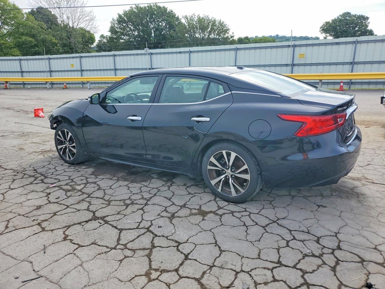 2018 Nissan Maxima Platinum Black vin: 1N4AA6AP7JC402104