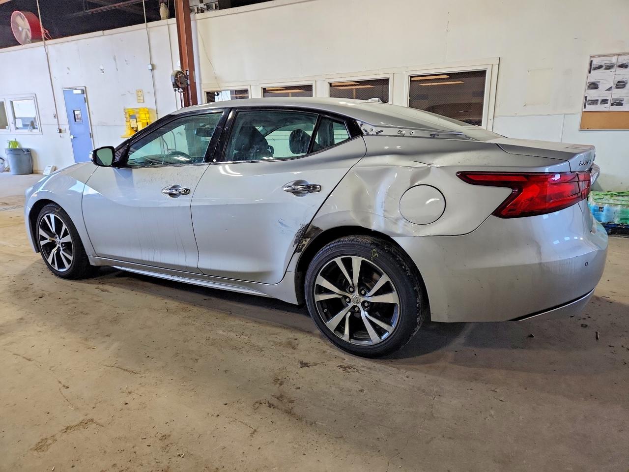 2017 Nissan Maxima 3.5 Sv Silver vin: 1N4AA6AP8HC368037
