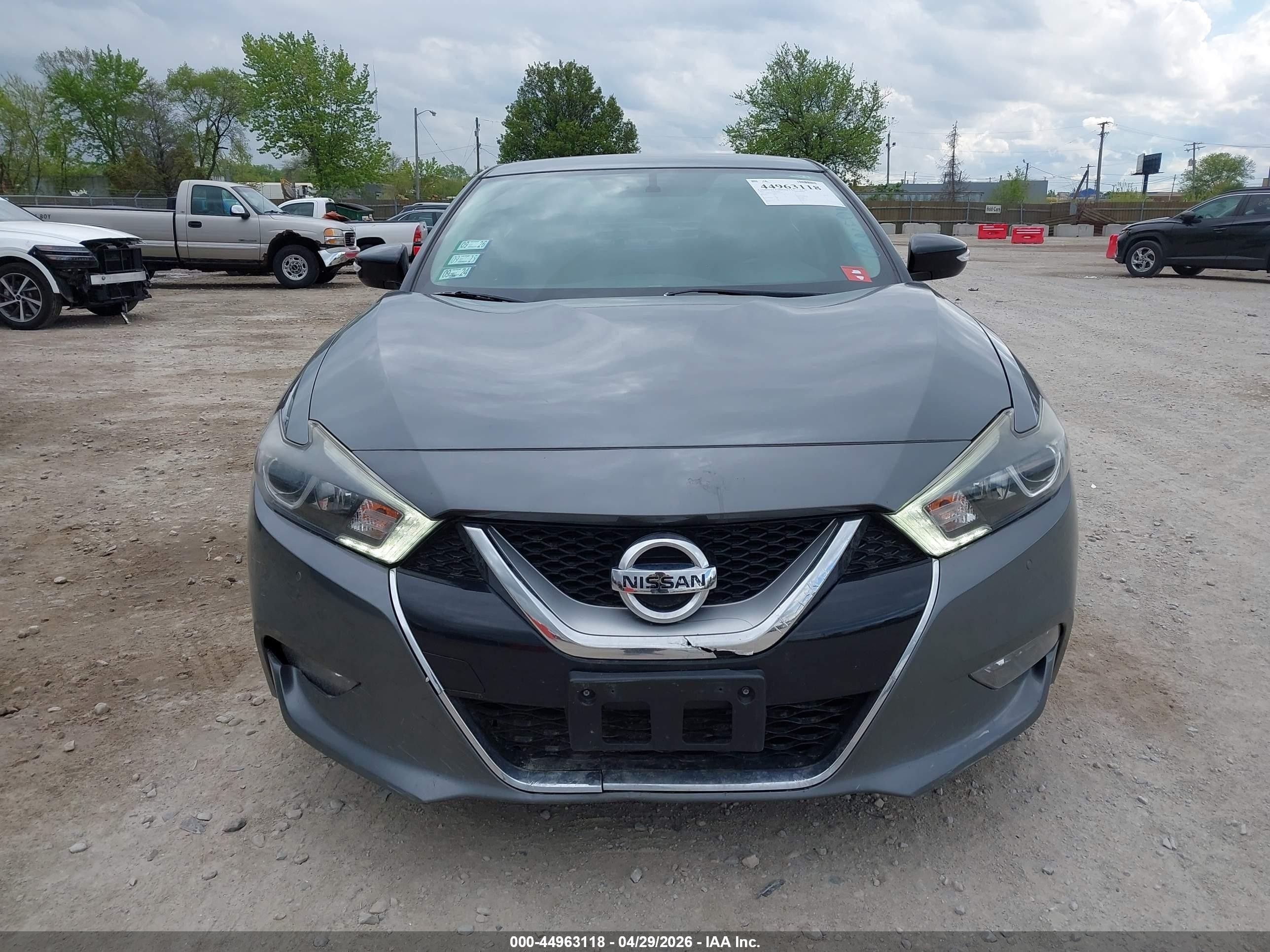 2017 Nissan Maxima 3.5 Sr Серебряный vin: 1N4AA6AP8HC435042