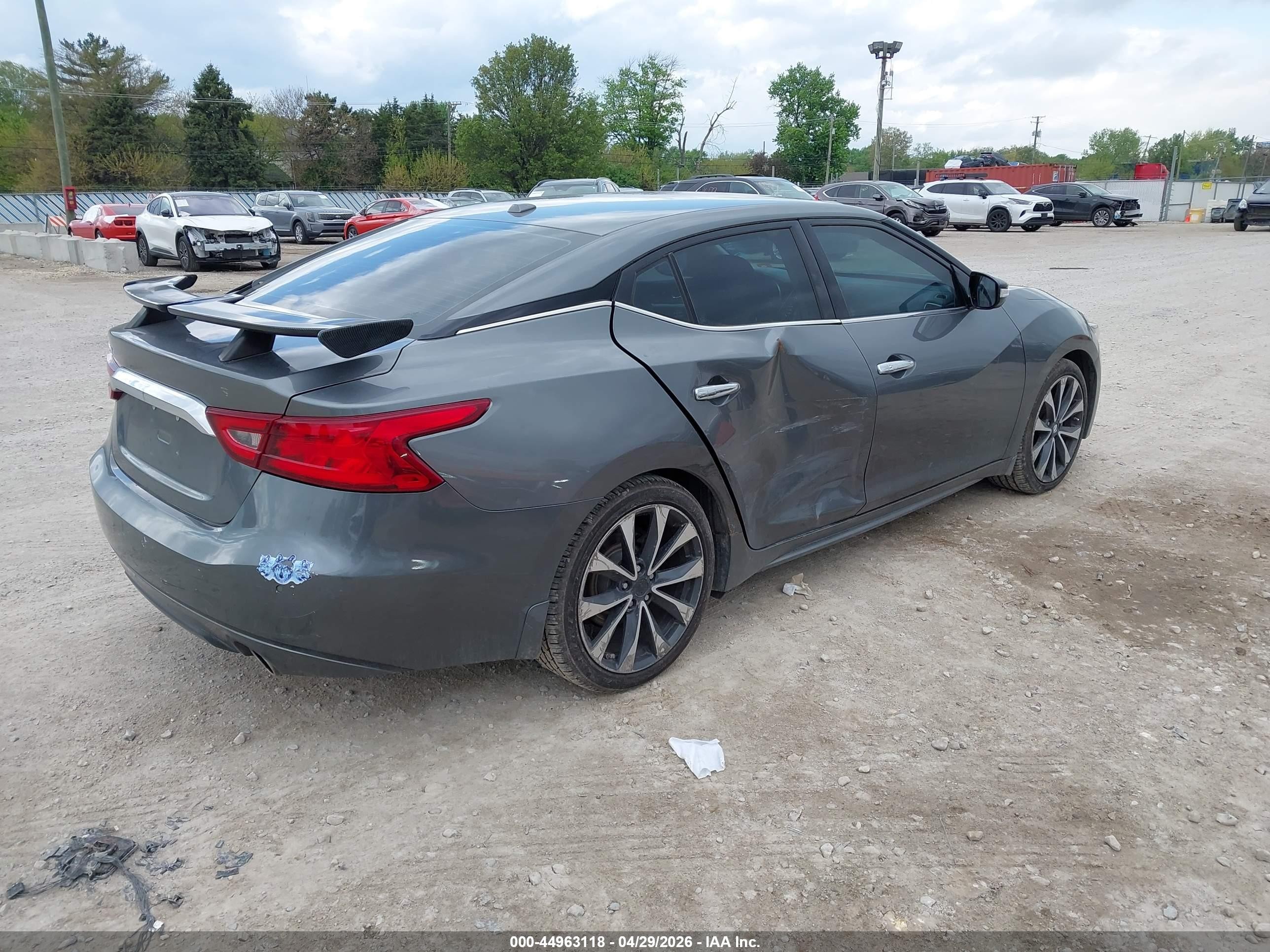 2017 Nissan Maxima 3.5 Sr Серебряный vin: 1N4AA6AP8HC435042
