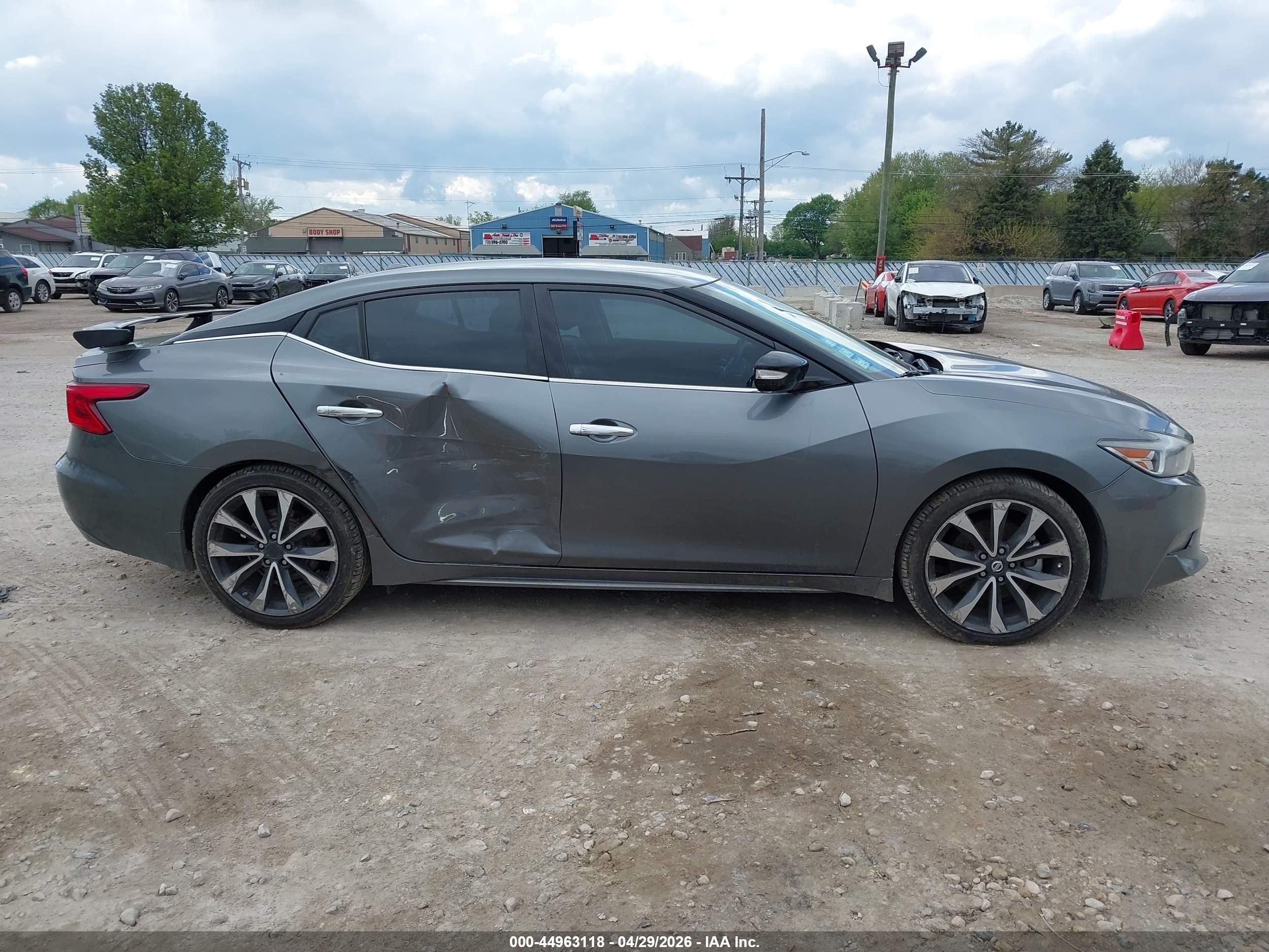 2017 Nissan Maxima 3.5 Sr Серебряный vin: 1N4AA6AP8HC435042