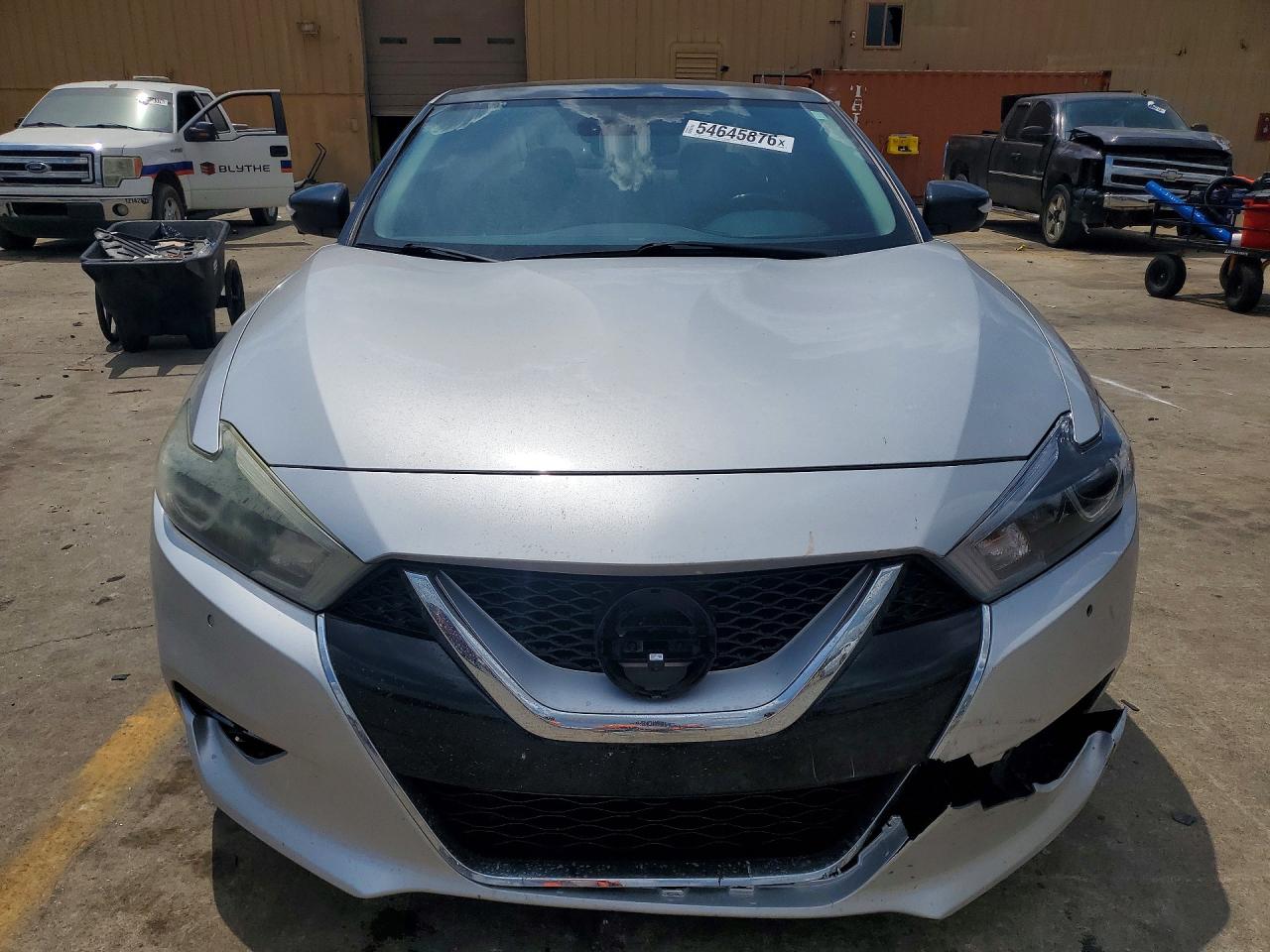 2016 Nissan Maxima Platinum Silver vin: 1N4AA6AP9GC417471