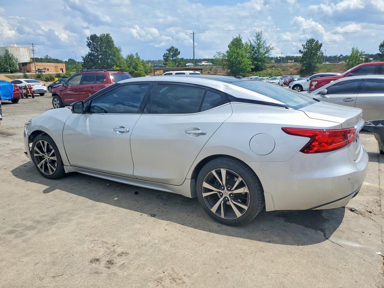 2016 Nissan Maxima Platinum Silver vin: 1N4AA6AP9GC417471