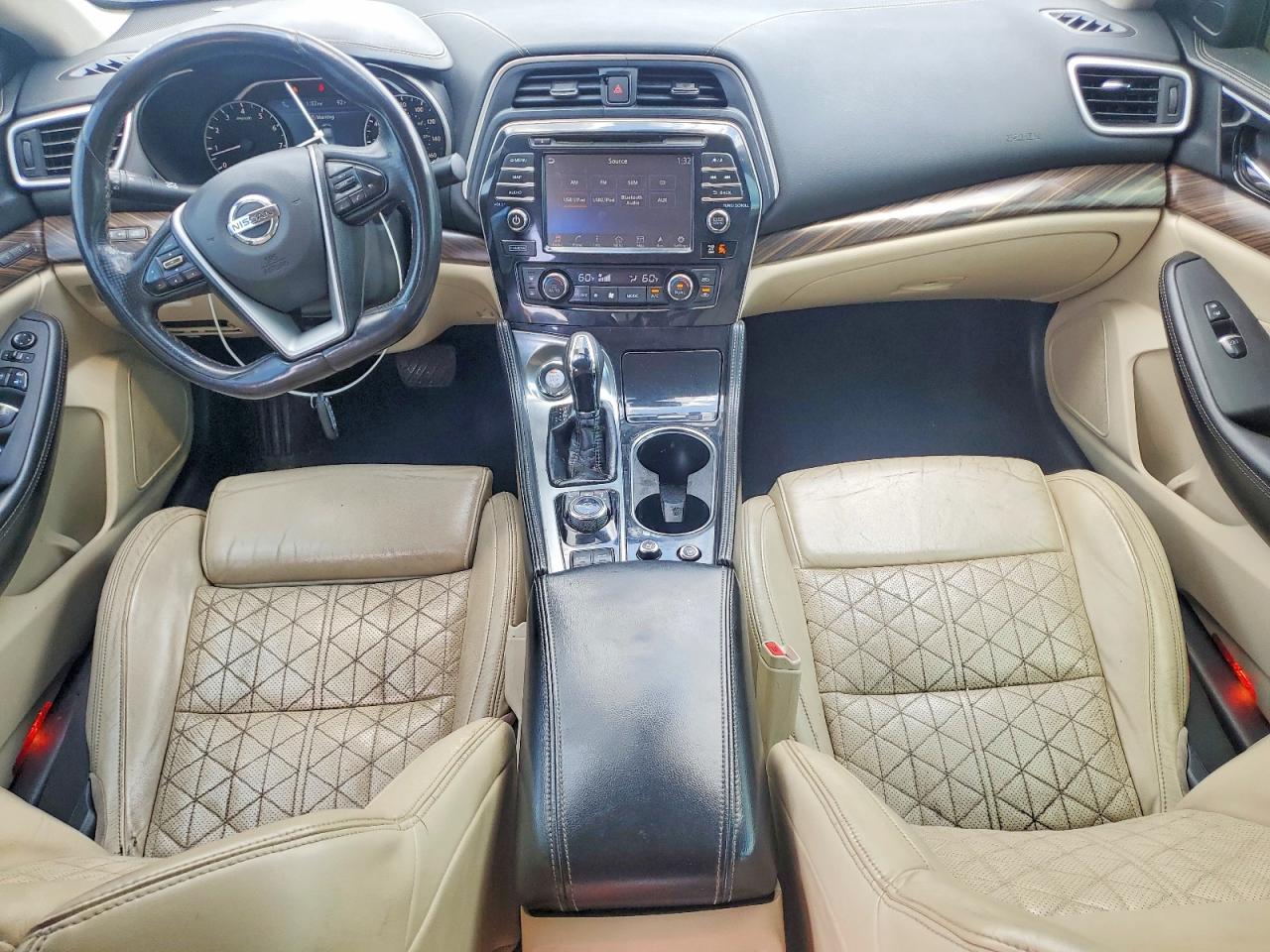 2016 Nissan Maxima Platinum Silver vin: 1N4AA6AP9GC417471
