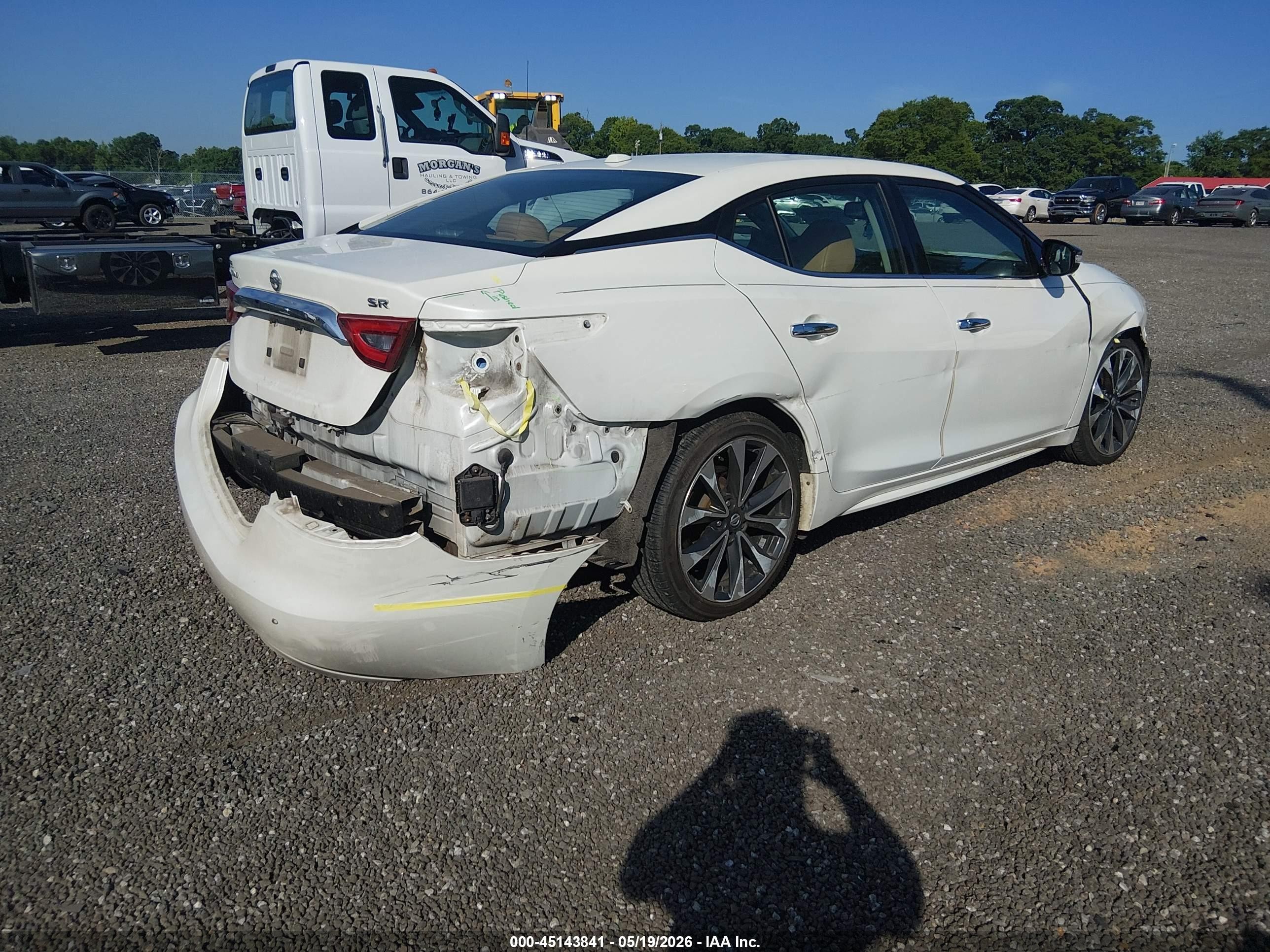 2016 Nissan Maxima 3.5 Sr White vin: 1N4AA6AP9GC439633
