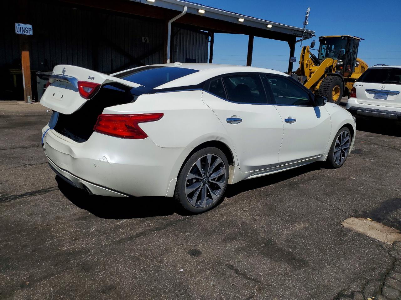 2017 Nissan Maxima Sr White vin: 1N4AA6AP9HC383694