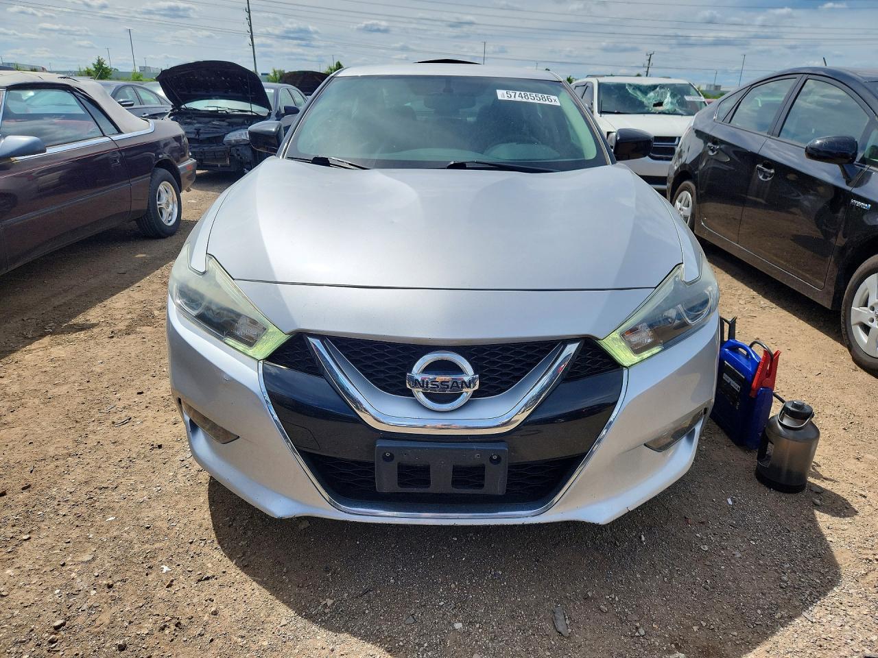 2017 Nissan Maxima 3.5 S Silver vin: 1N4AA6APXHC450495