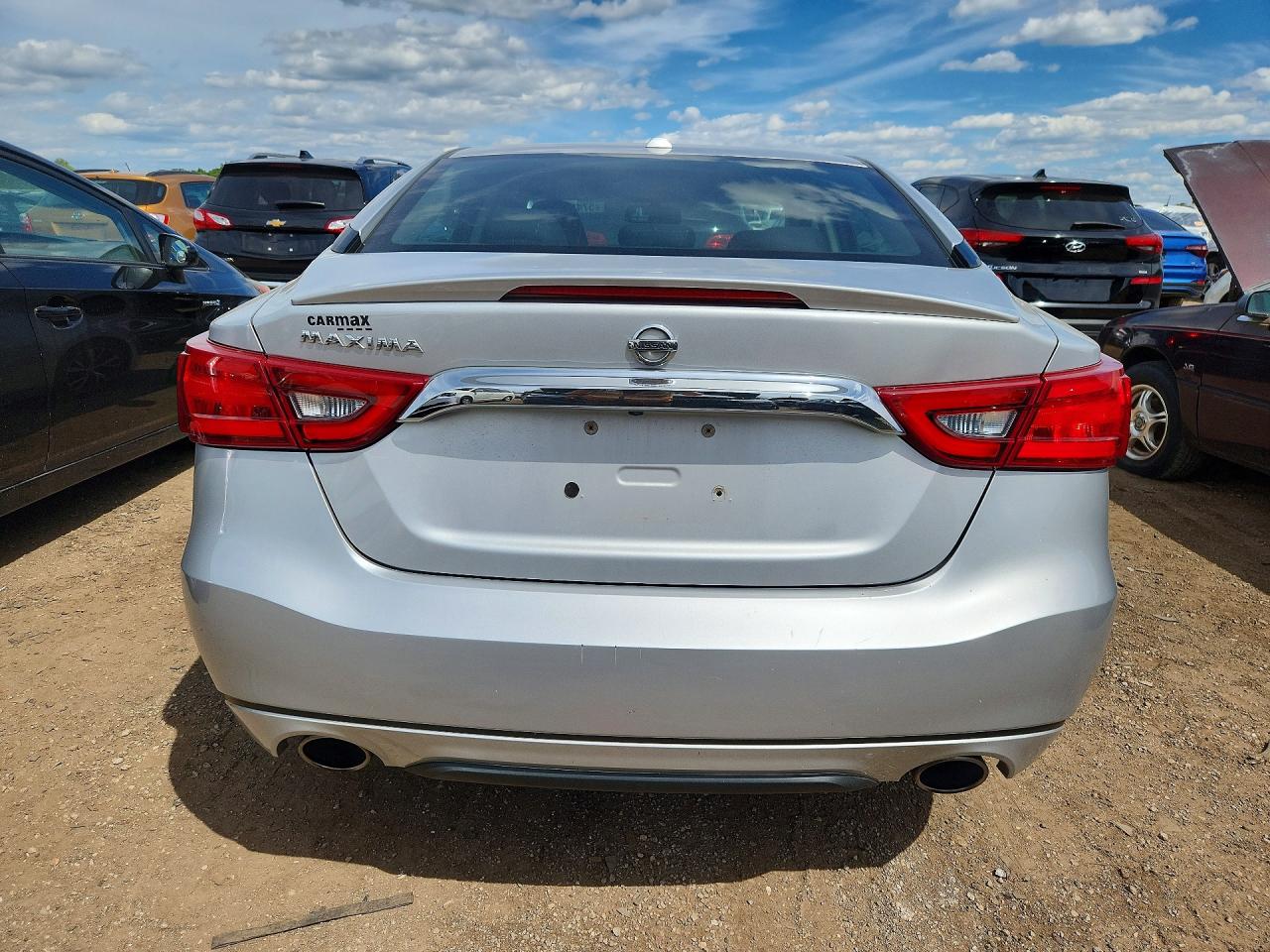 2017 Nissan Maxima 3.5 S Silver vin: 1N4AA6APXHC450495