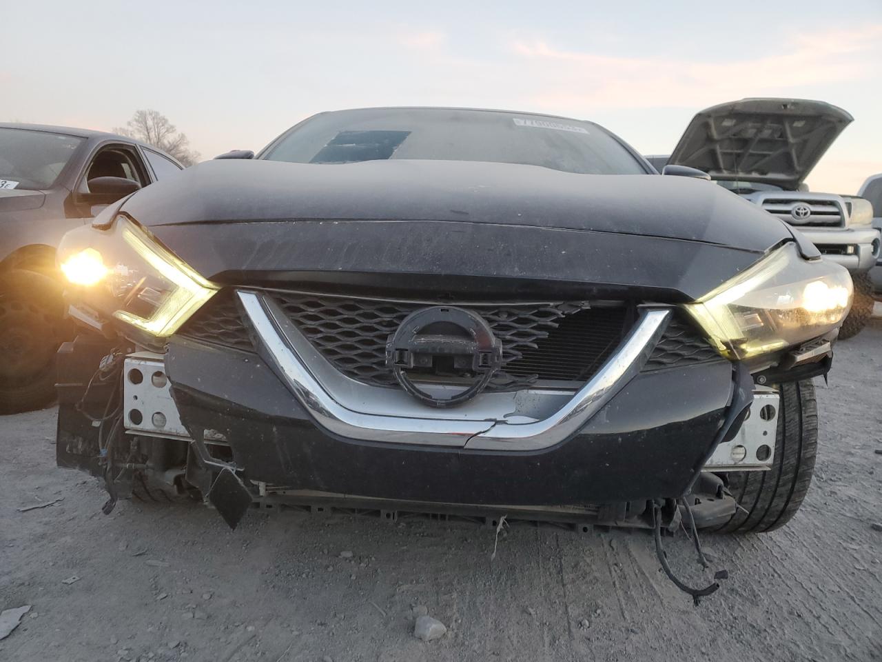 2018 Nissan Maxima 3.5s Черный vin: 1N4AA6APXJC374945