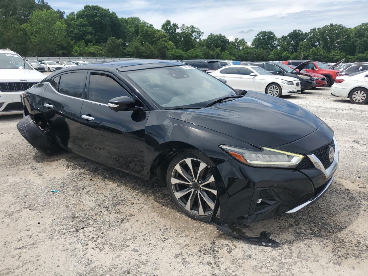 2019 Nissan Maxima Platinum Black vin: 1N4AA6AV0KC368216 Damage: Right Rocker Panel Molding, Missing, Replacement Required