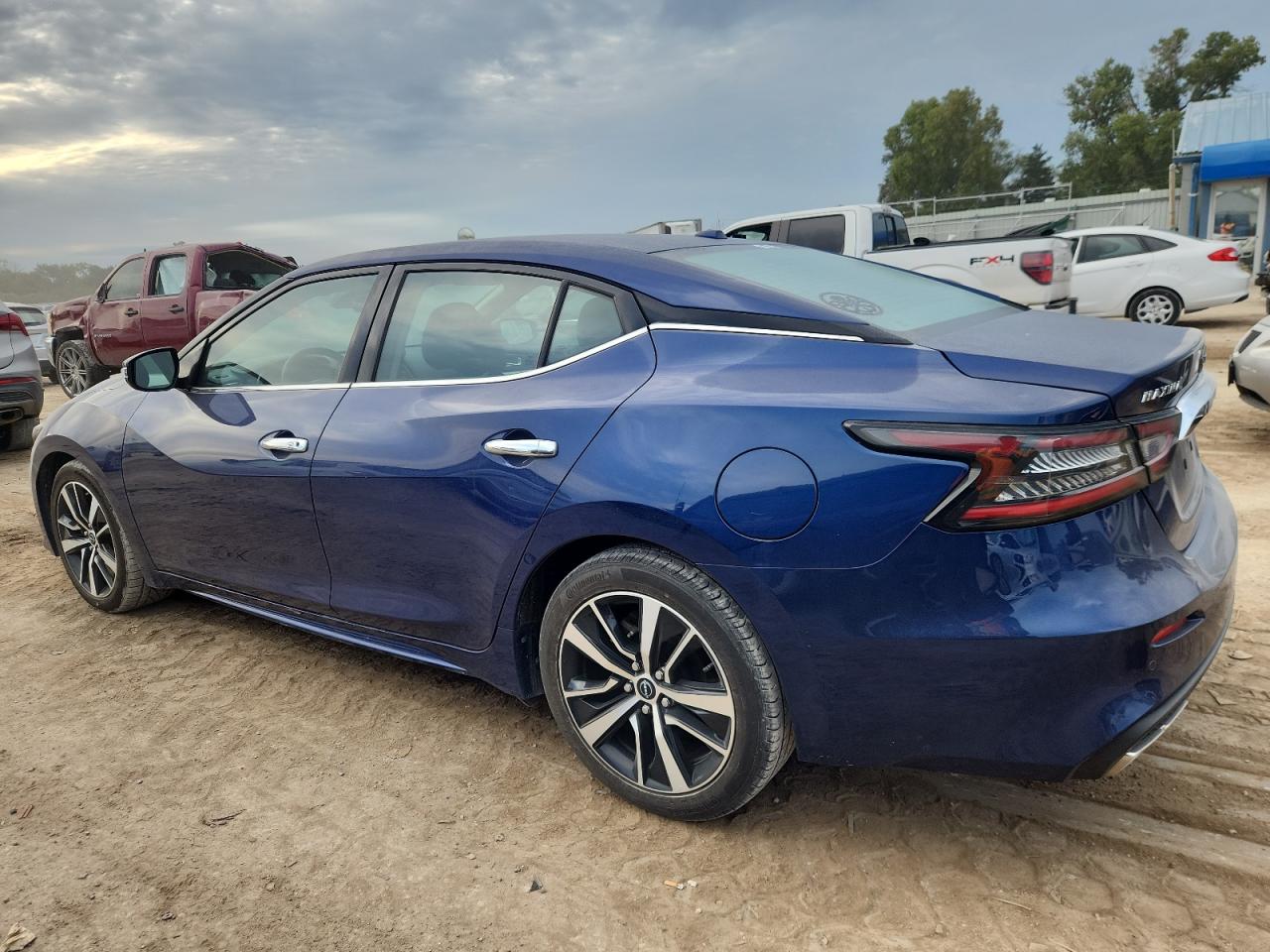 2023 Nissan Maxima Sv Blue vin: 1N4AA6CV5PC508488