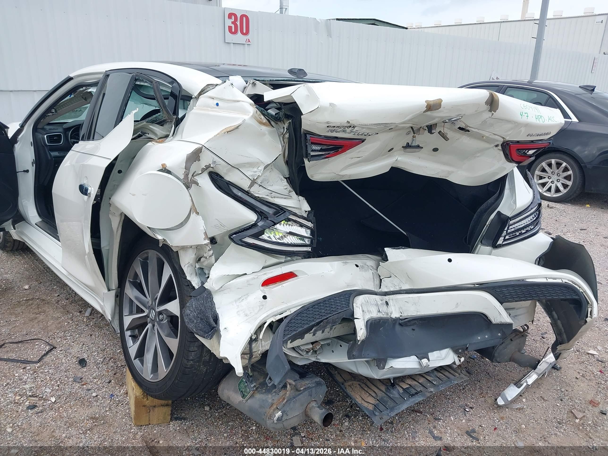 2020 Nissan Maxima Platinum Xtronic Cvt White vin: 1N4AA6FV1LC374147