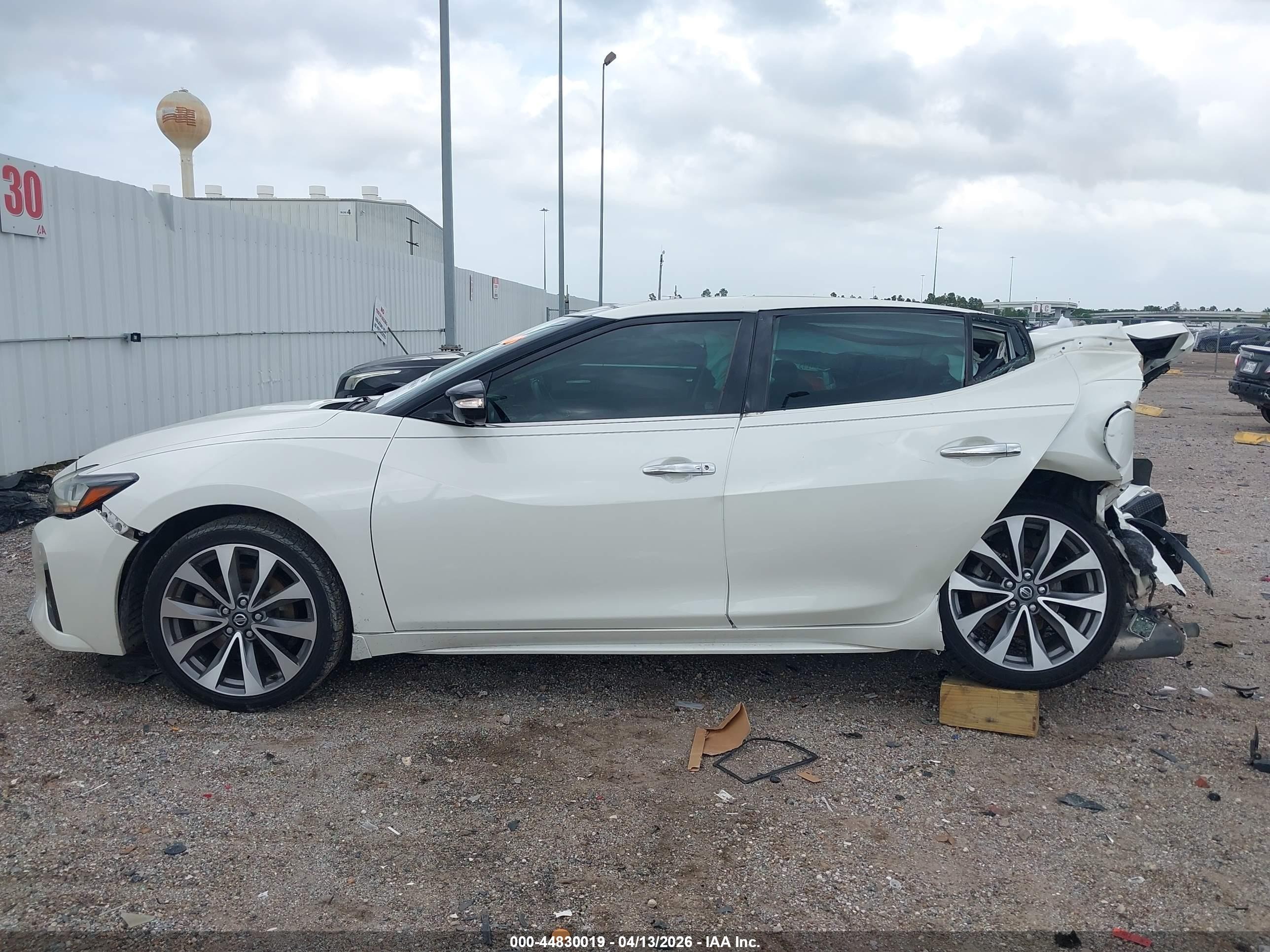 2020 Nissan Maxima Platinum Xtronic Cvt White vin: 1N4AA6FV1LC374147