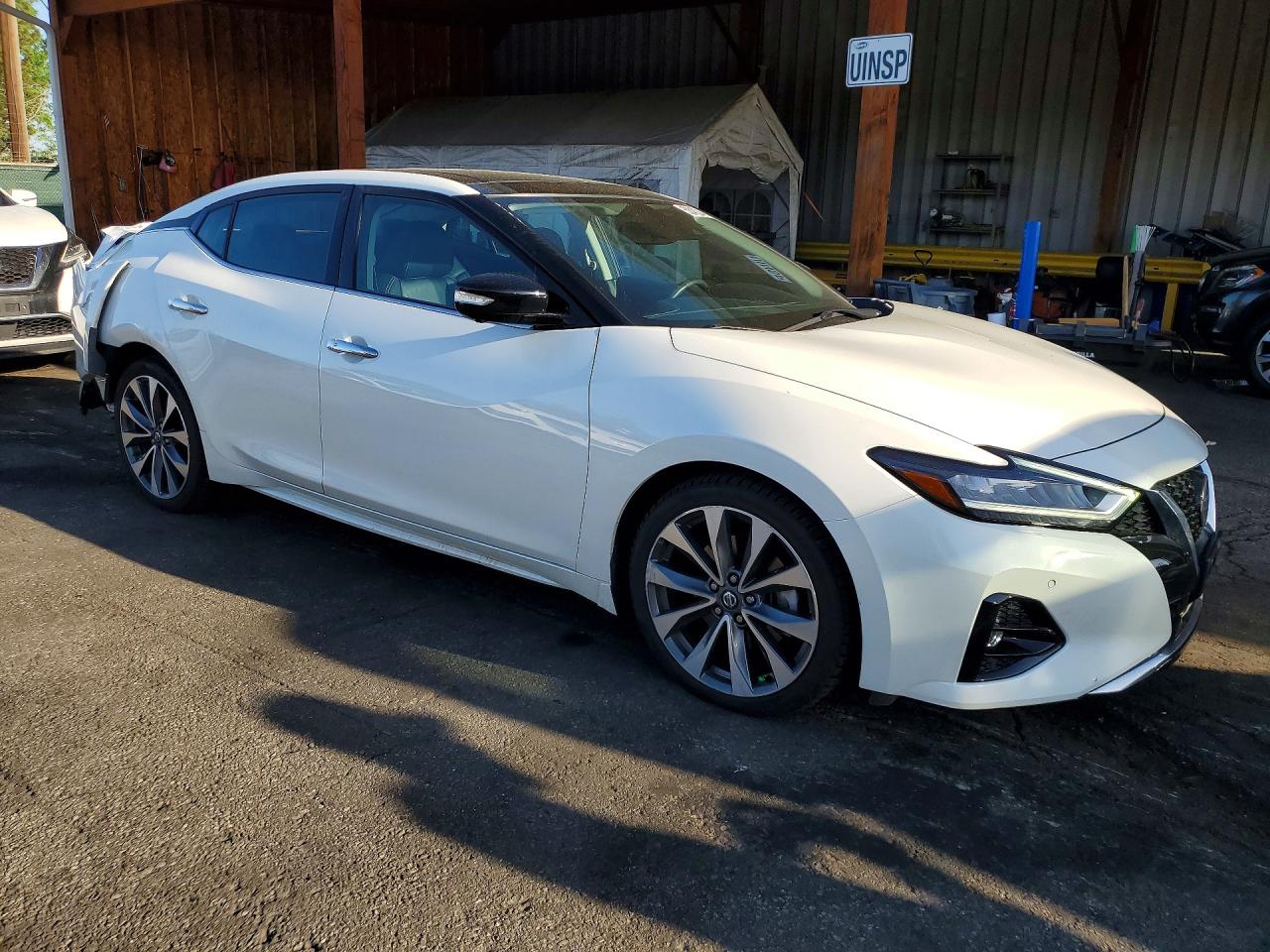 2020 Nissan Maxima Platinum White vin: 1N4AA6FV9LC367141