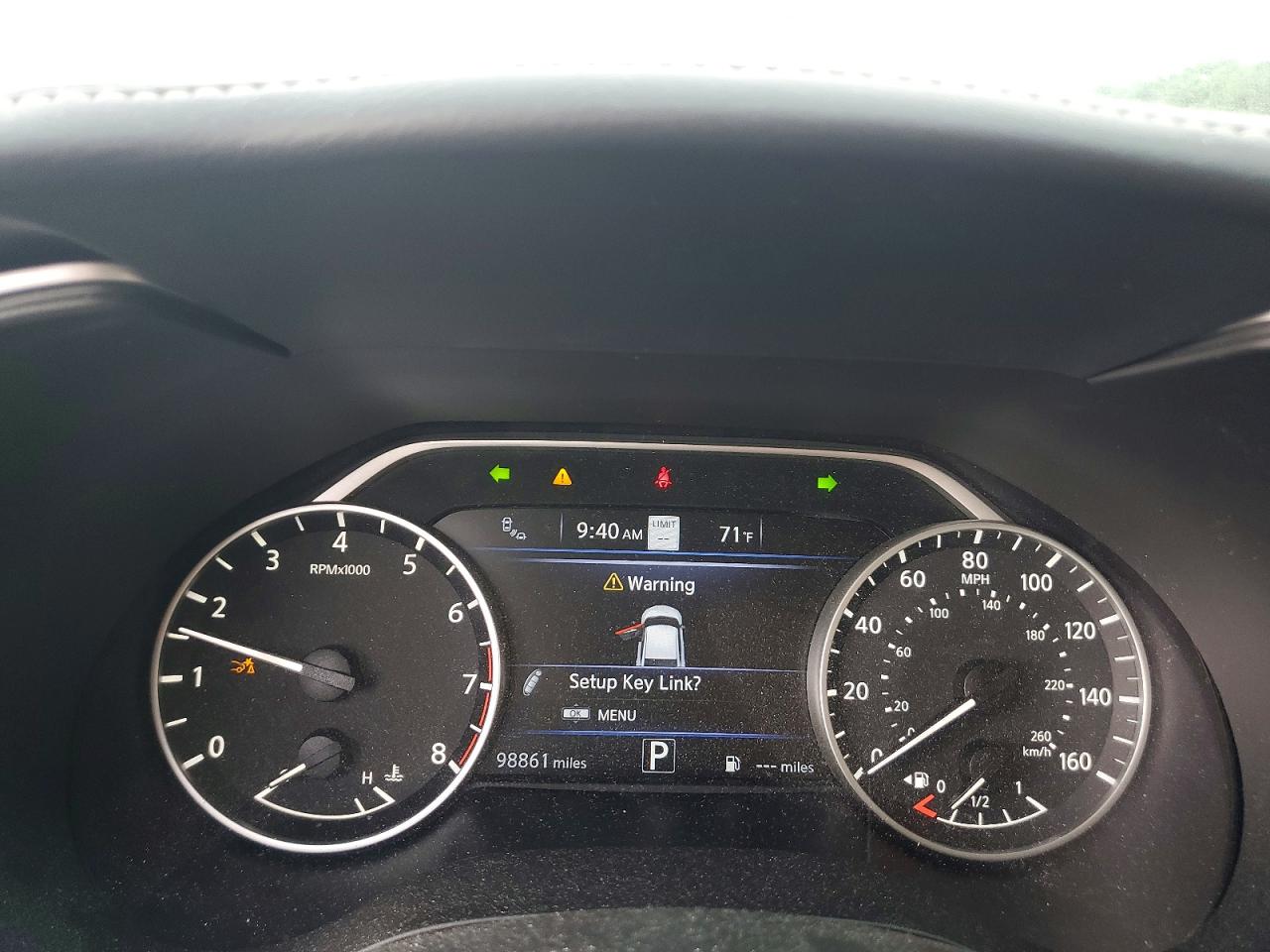 2021 Nissan Maxima Platinum Серебряный vin: 1N4AA6FV9MC504712