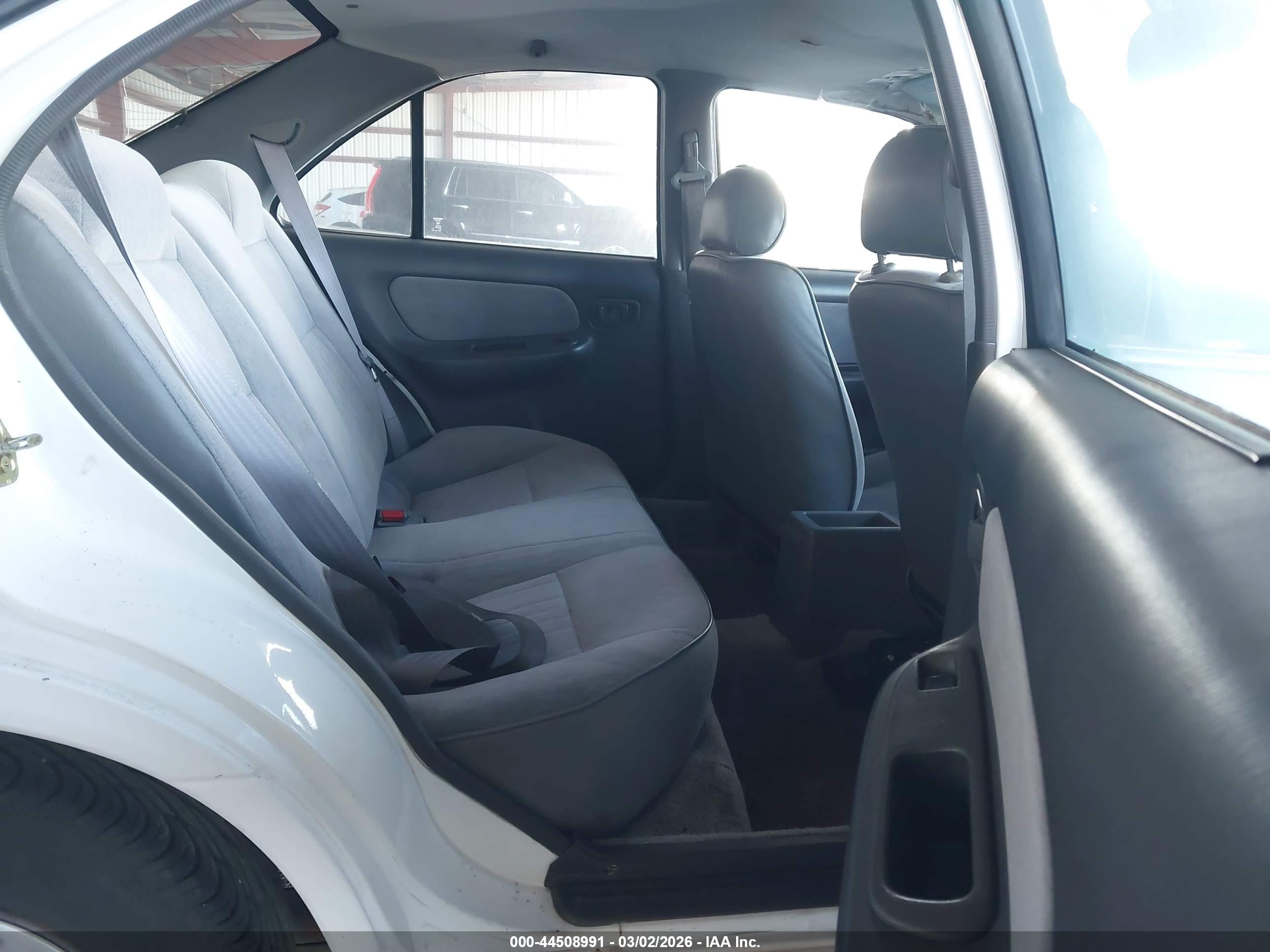 1997 Nissan Sentra Gle/gxe/xe White vin: 1N4AB41D0VC778978